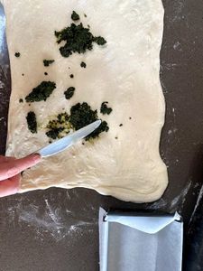 Variations - Pesto, Cheese and Garlic Pull-apart Bread