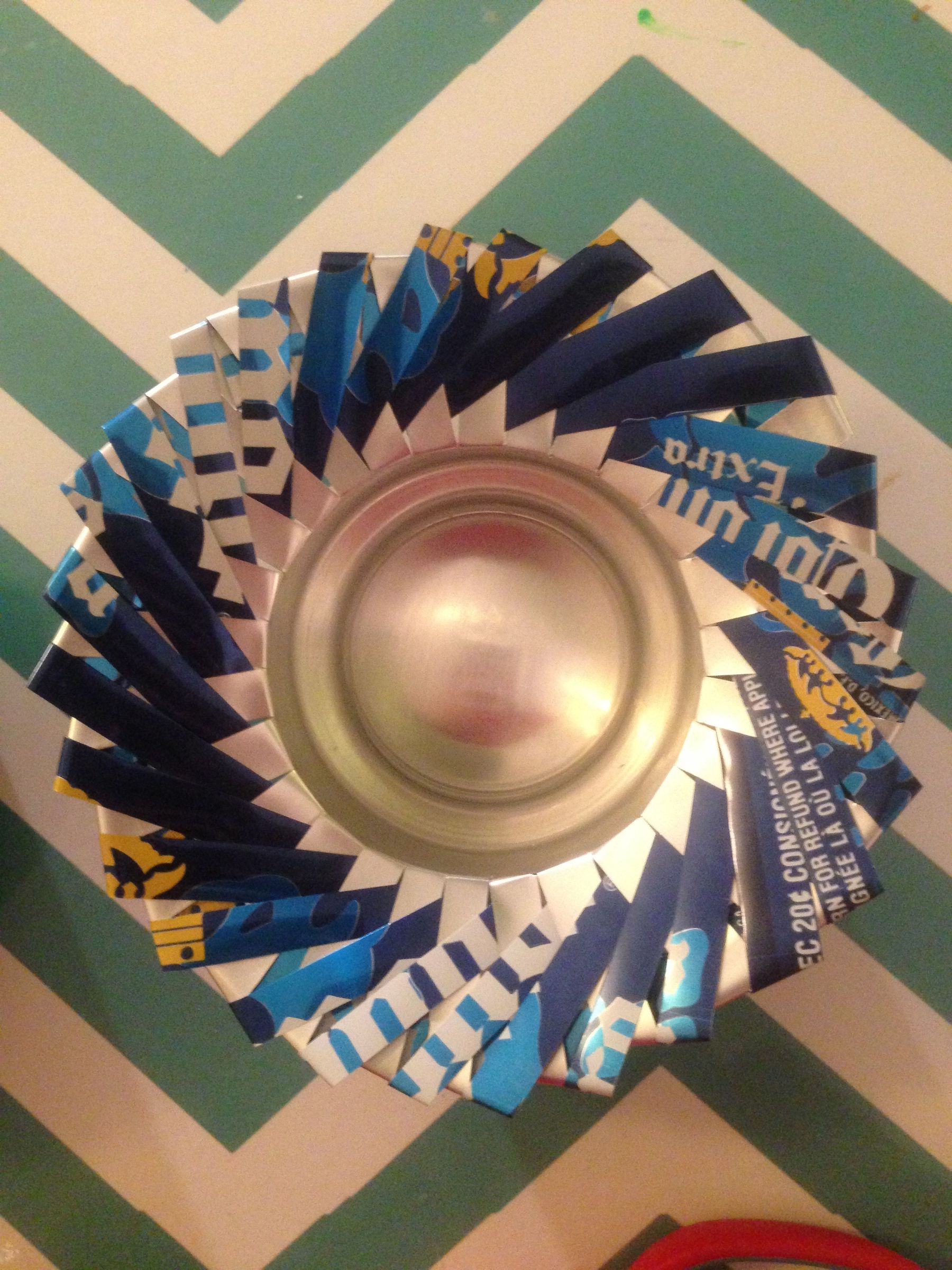 Beer can ash tray(very easy)