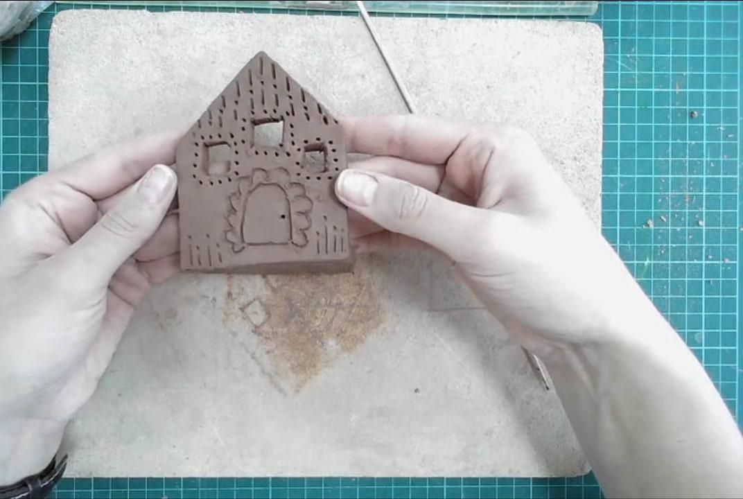 Tea Light House in Clay