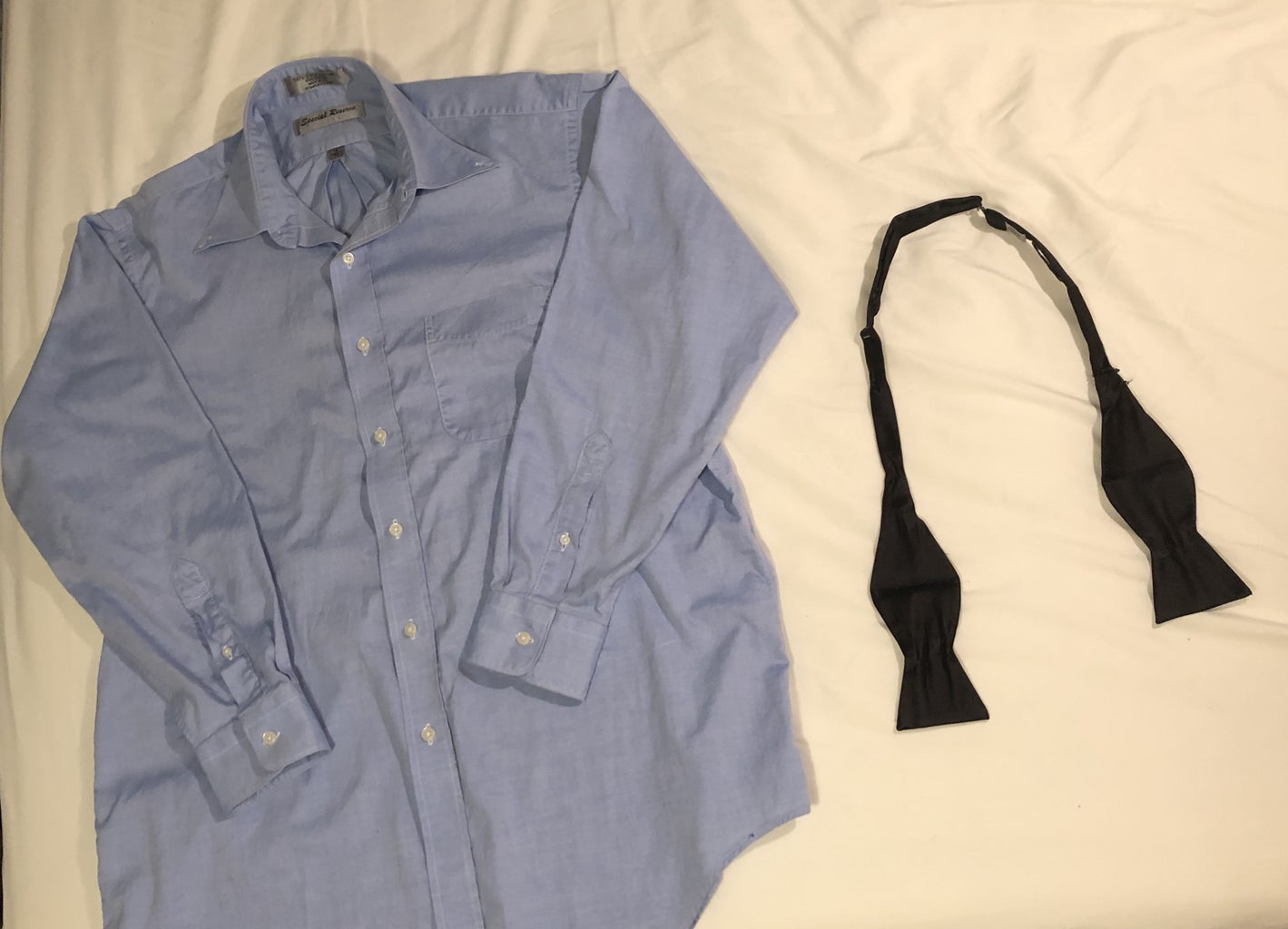 proper shirt for bow tie