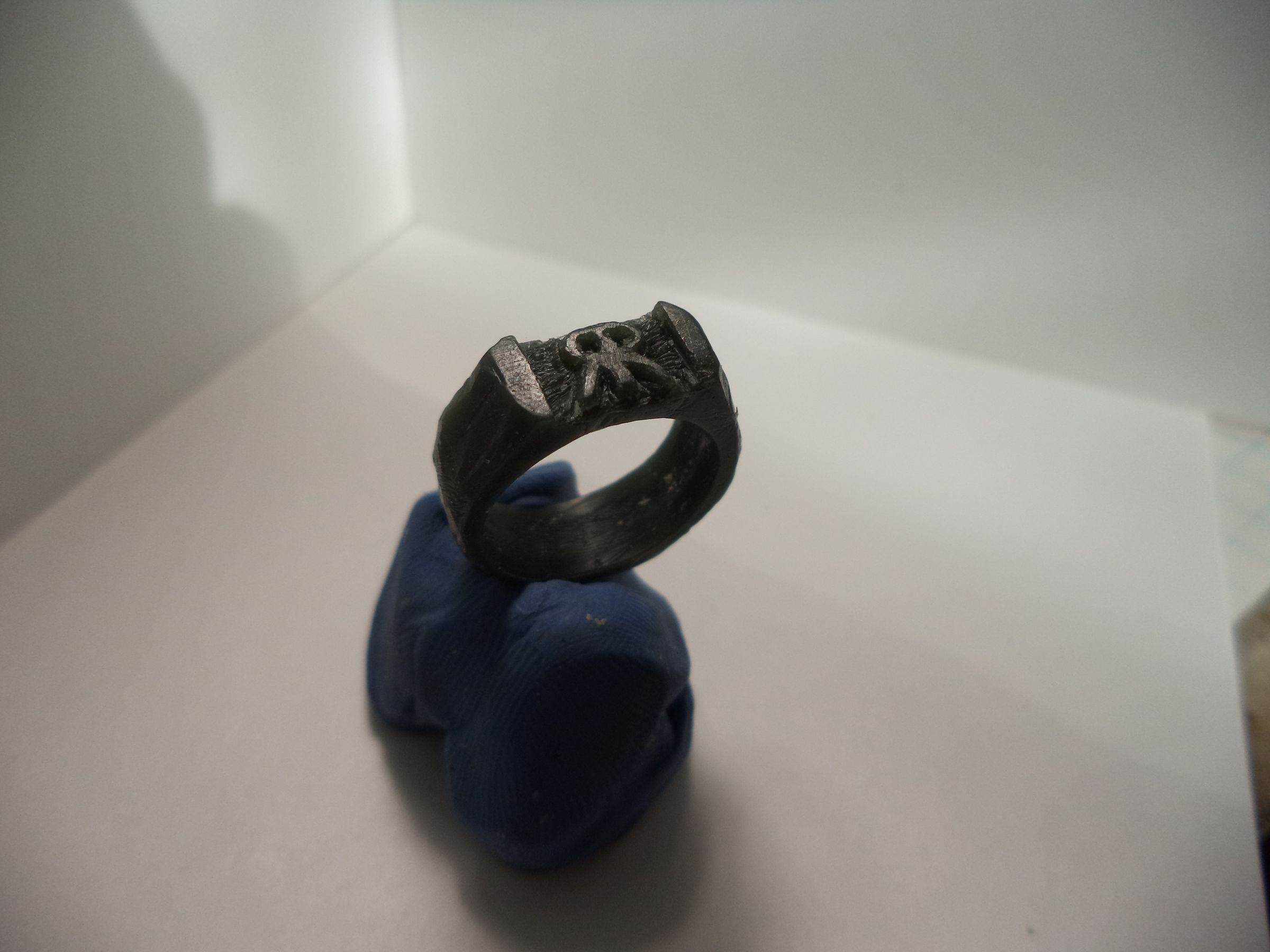 Turn Wax to Metal (lostwax Casting) 6 Steps (with Pictures