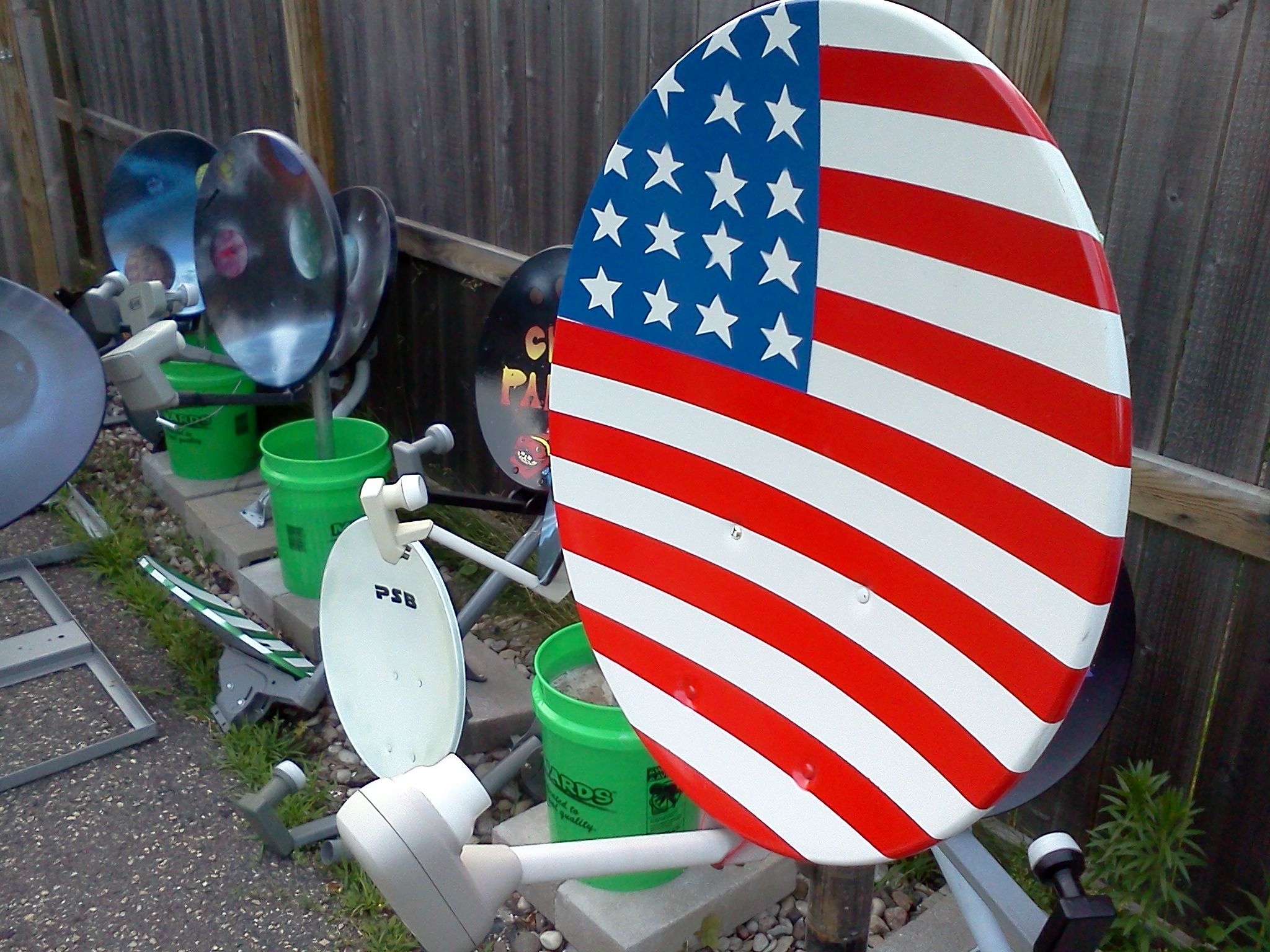 Painted Satellite Dish Instructables