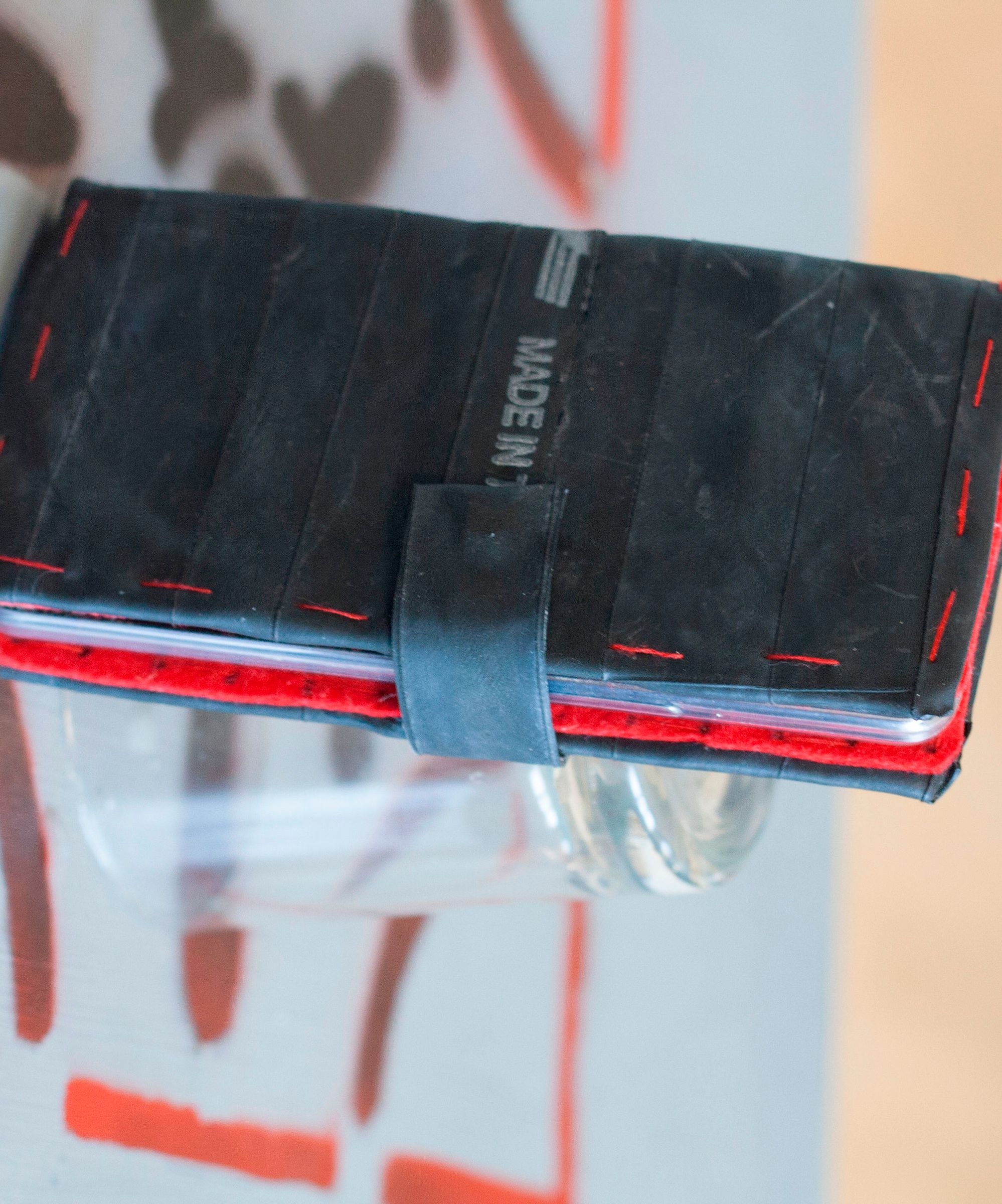 Flipcover (from a Bike Tube)