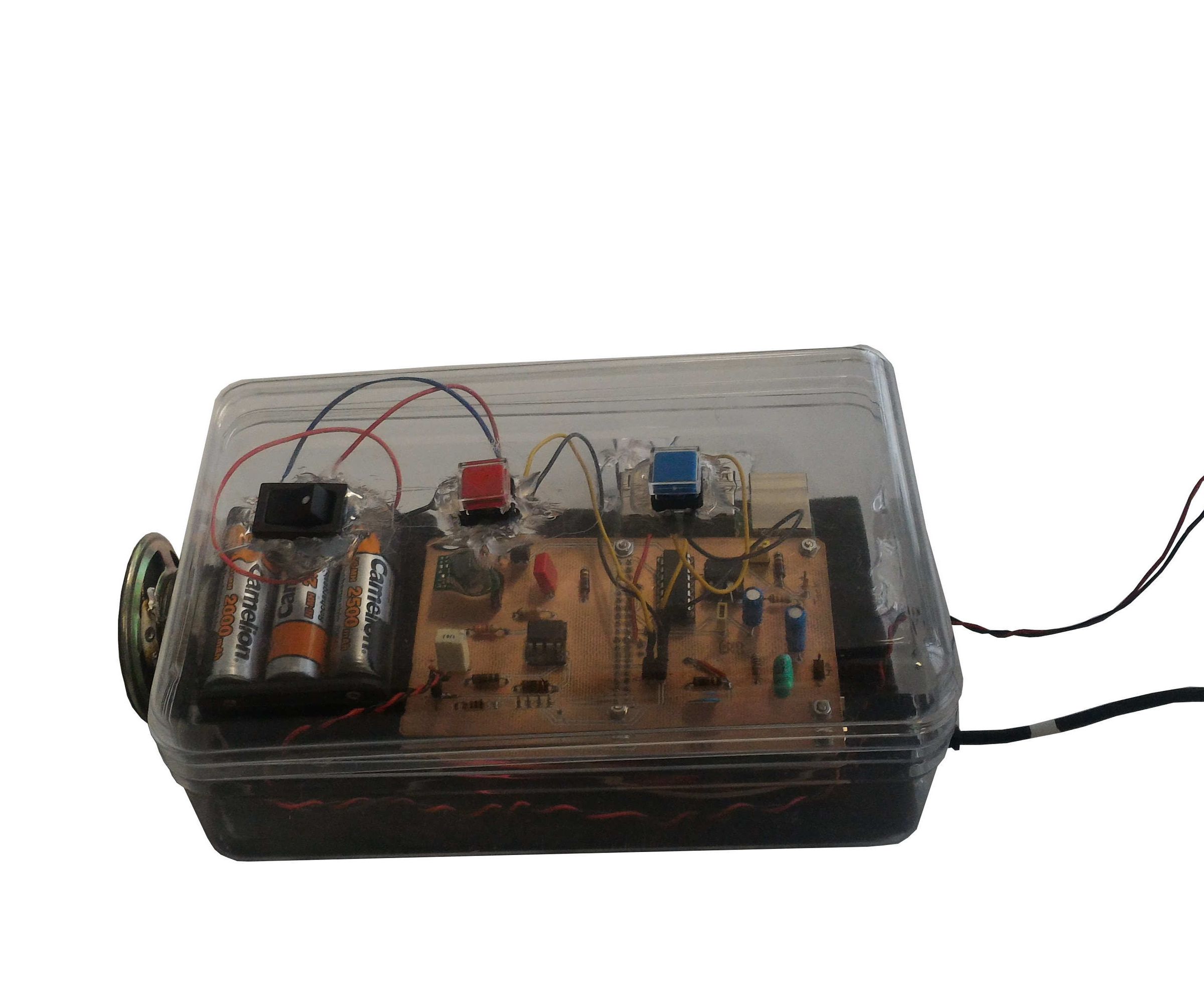 HummingBox - Electro Acoustic Instrument on Raspberry