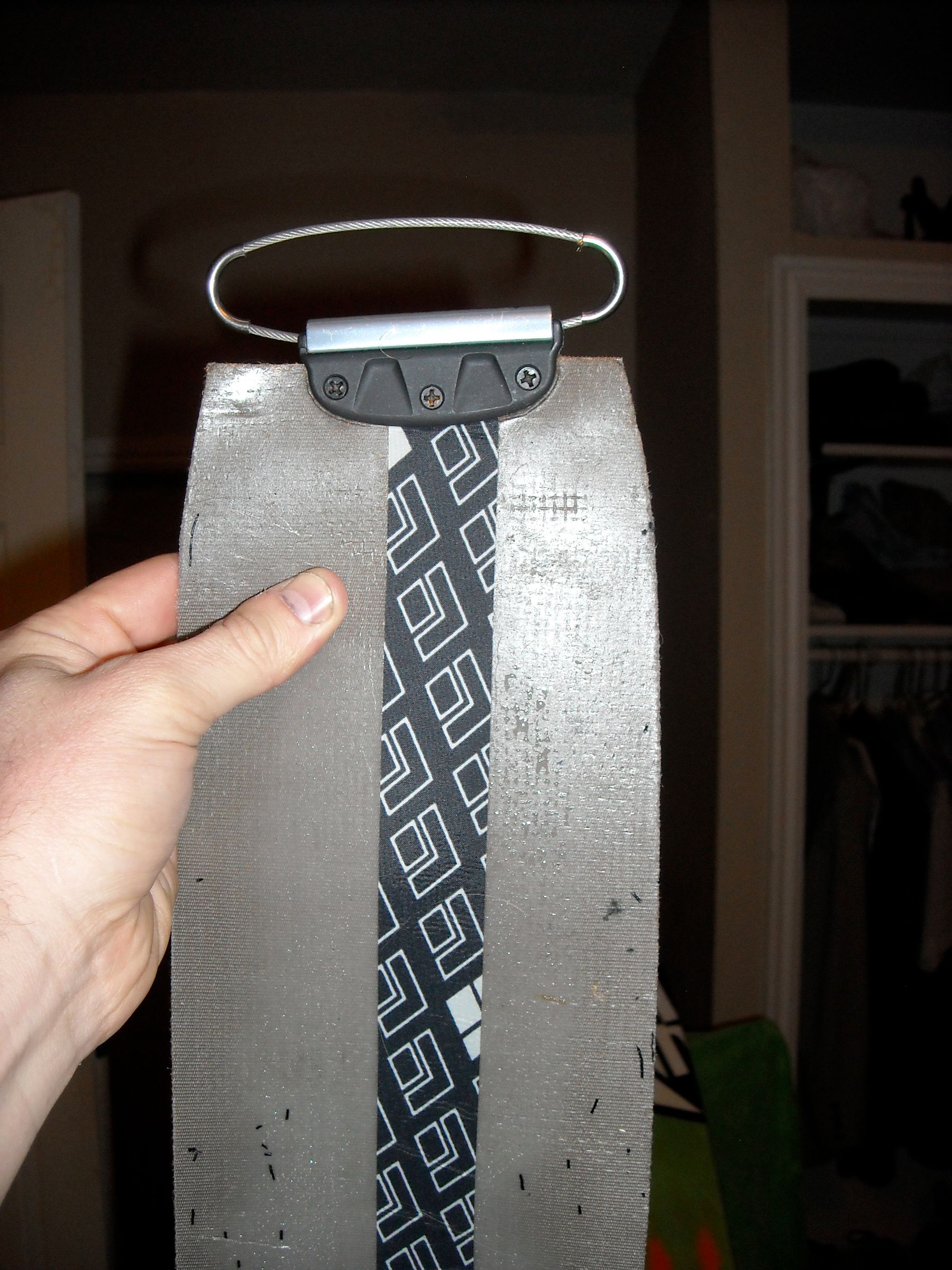 Applying Skins to Your Skis. 5 Steps Instructables