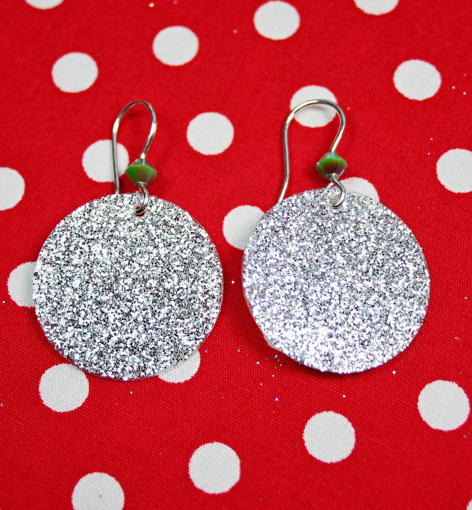 Easy Glitter Earrings 8 Steps Instructables