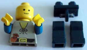 Preparing the Minifig.