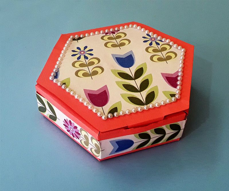 How to Make Easy Paper Gift Box?