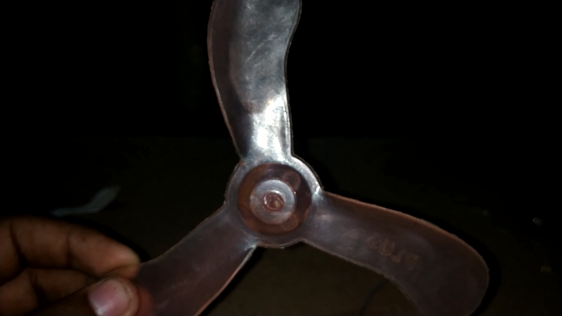 How to Make a High Speed Fan With DC Motor? : 6 Steps - Instructables
