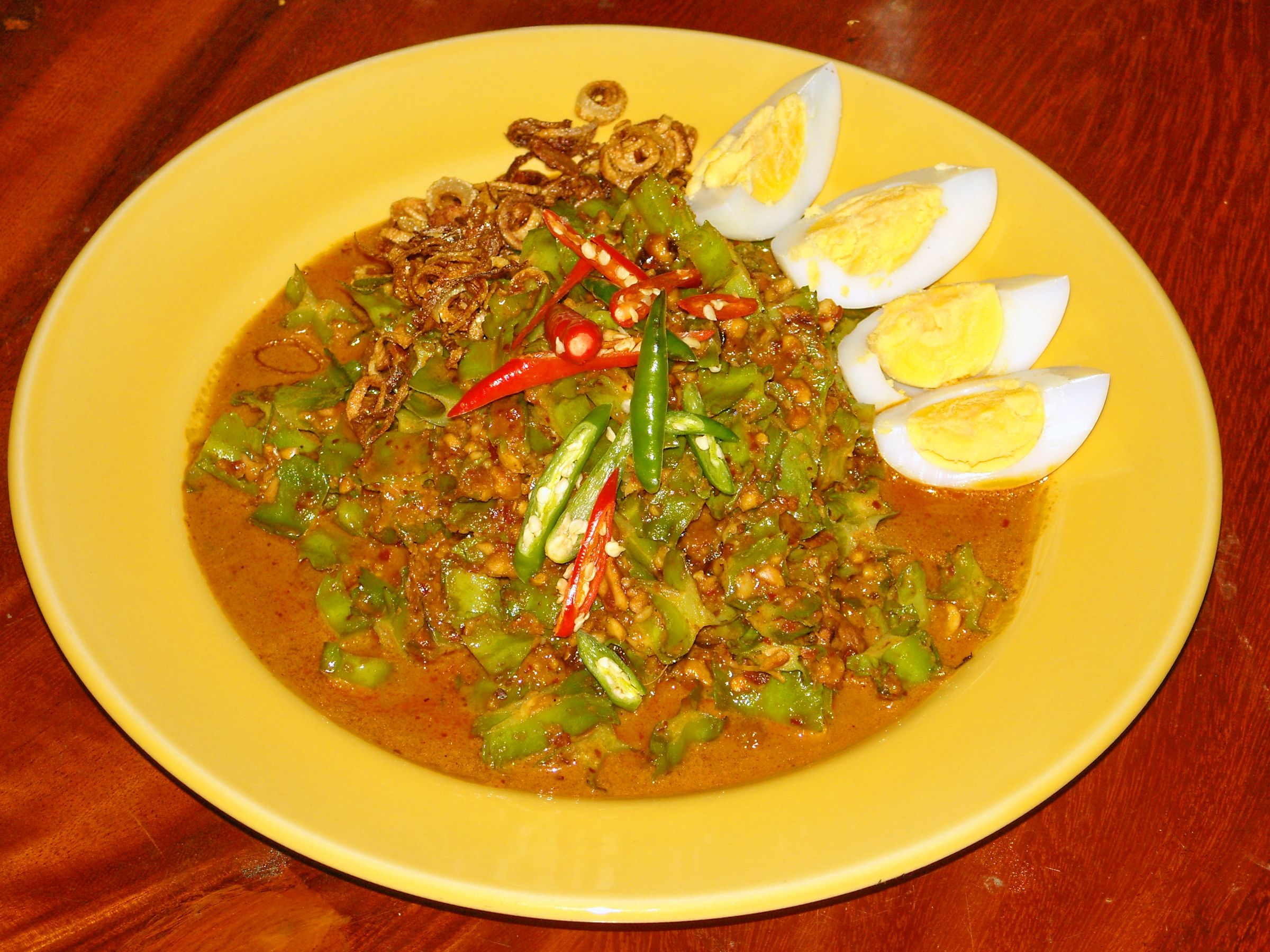 Thai Winged Bean Salad (Yum Tua Ploo)