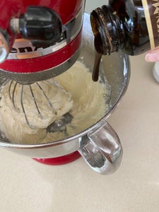 Making Mascarpone Cream 2.