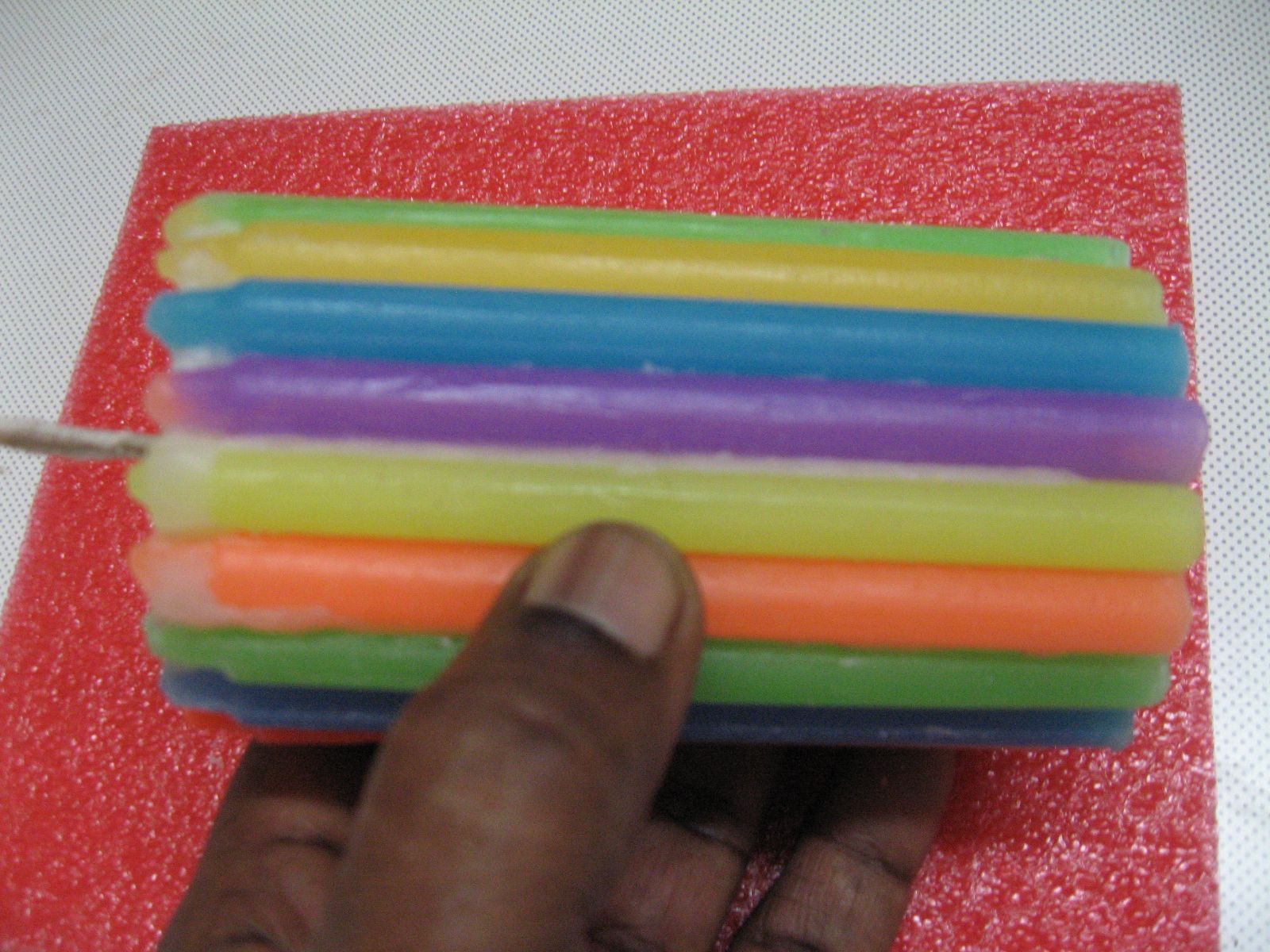 How to Make a Rainbow Candle Using Smaller Candles 12 Steps (with