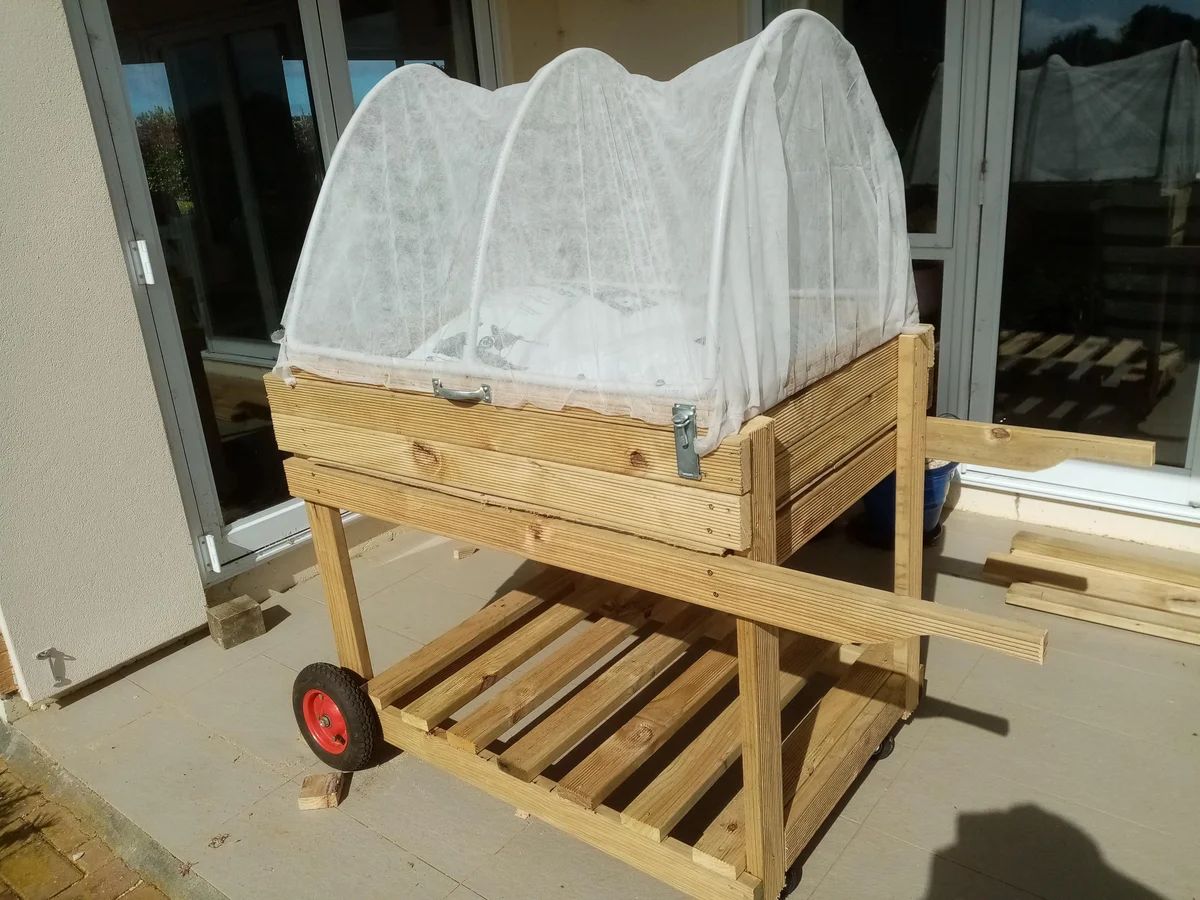 Vegepod (1 Metre Square Gardening)