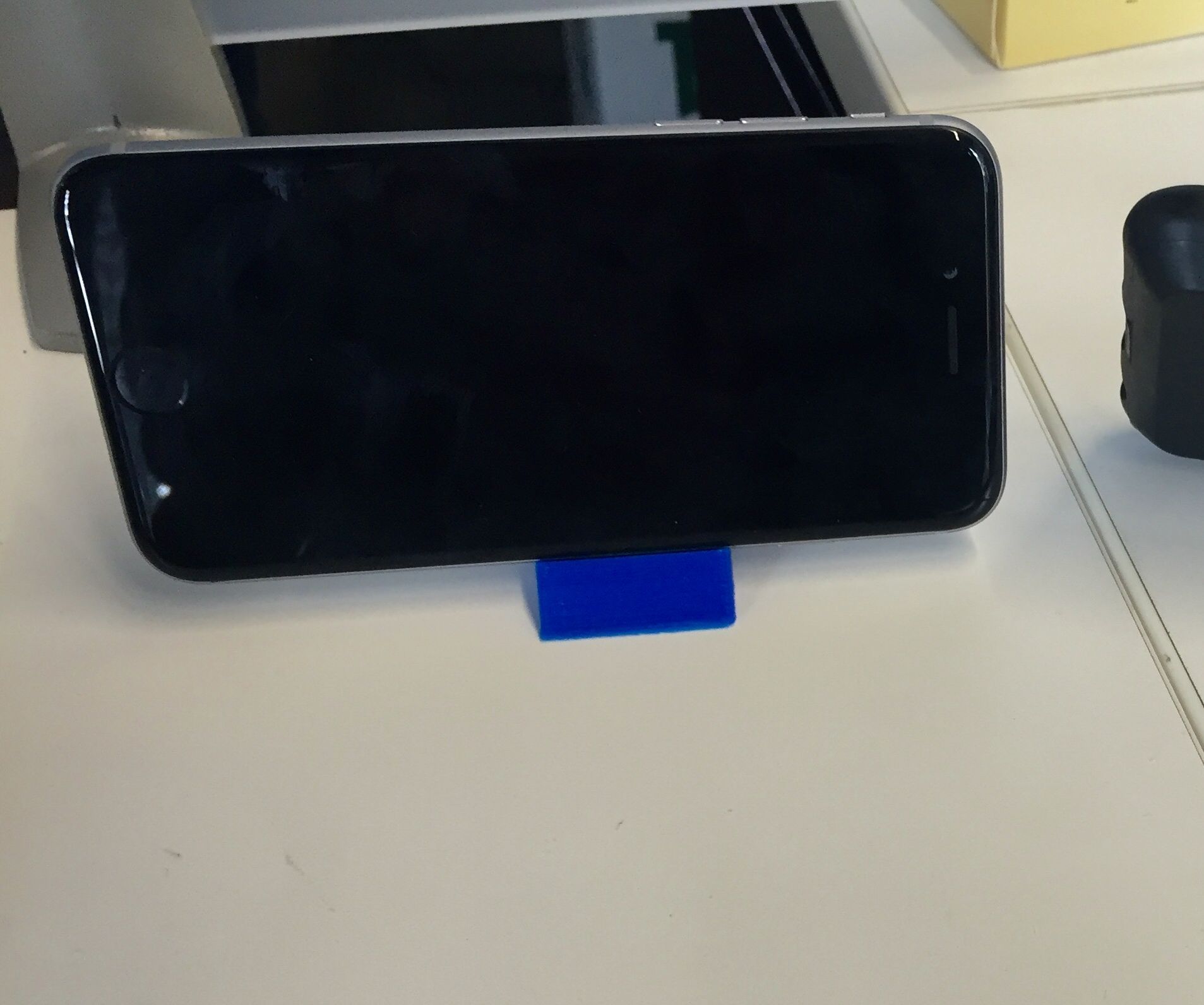 Design and 3D Print a Phone Stand : 5 Steps - Instructables