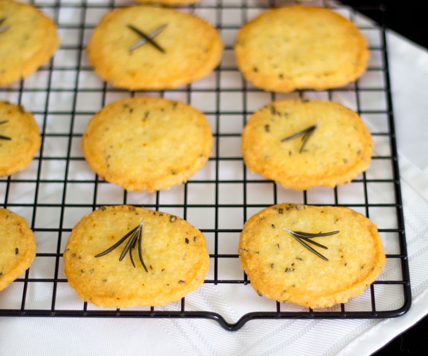 How to Make Simple & Spicy Rosemary Thins