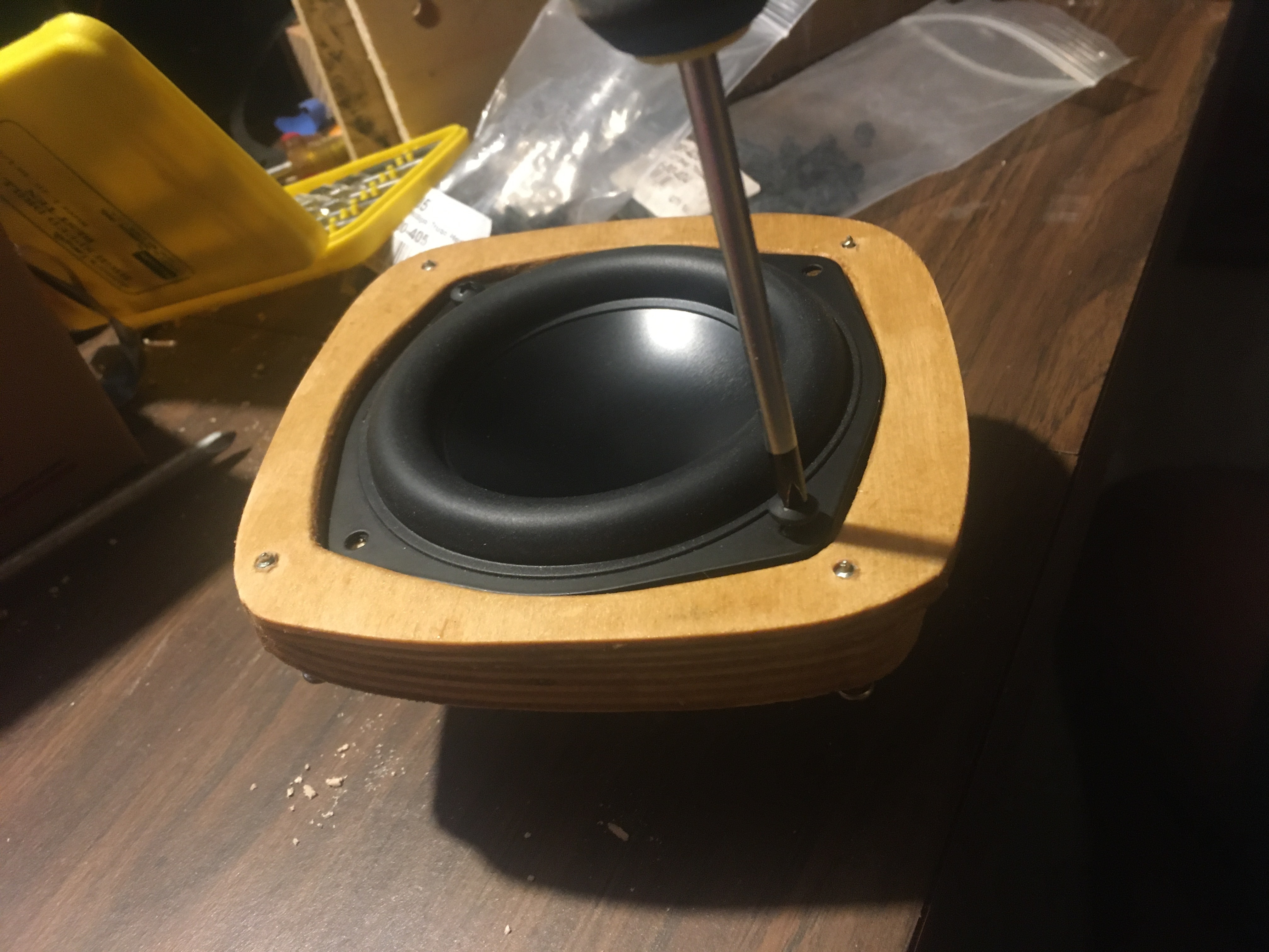Linaeum　A-1　改造1-1 Upgrading a Linaeum Bookshelf Speaker : 5 Steps - Instructables