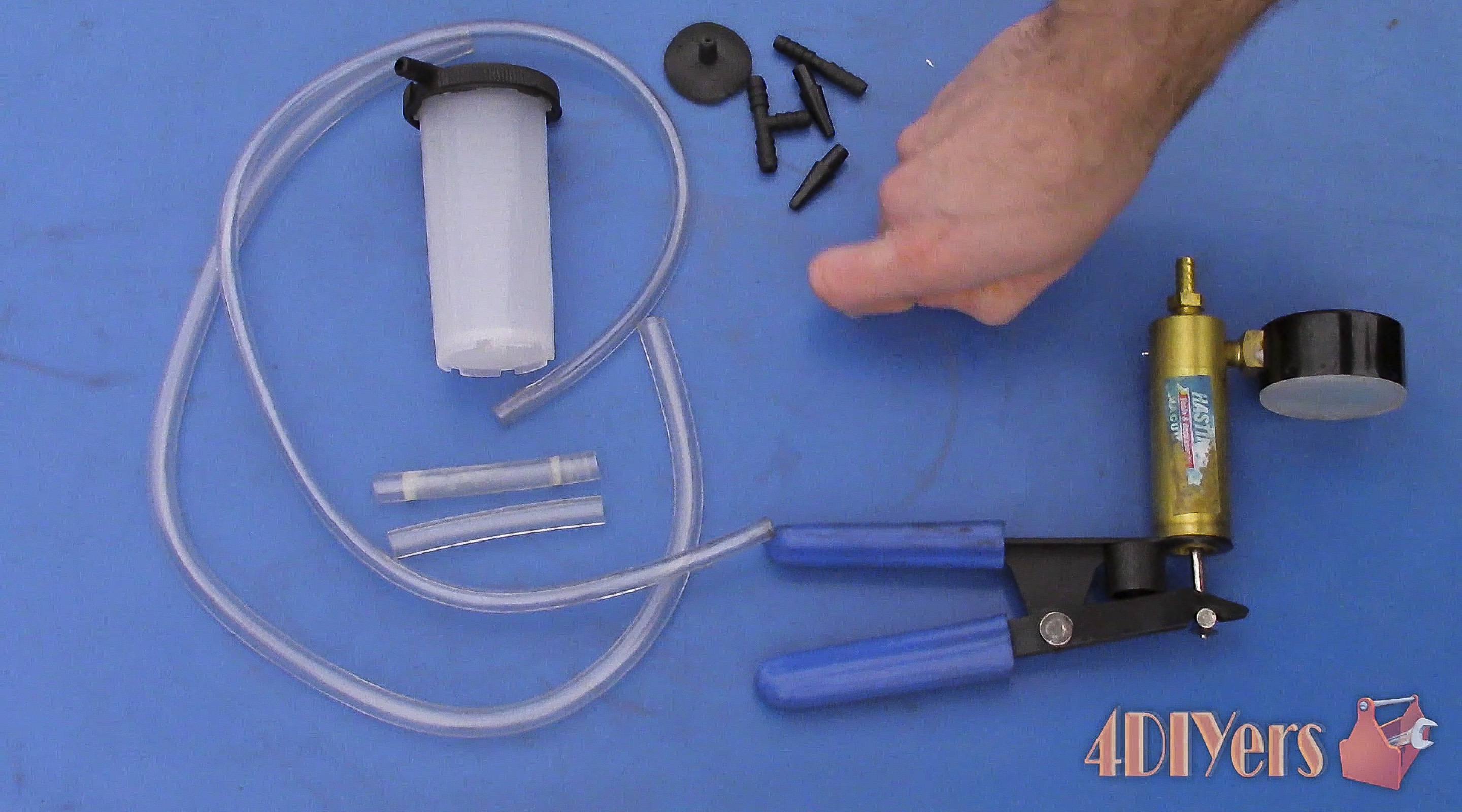 How to Do a Brake Fluid System Flush 4 Steps (with Pictures