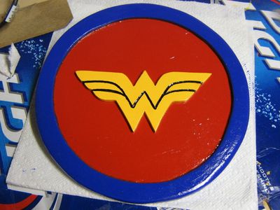 Wonder Woman Shield : 4 Steps (with Pictures) - Instructables Wonder Woman Shield : 4 Steps (with Pictures) - Instructables