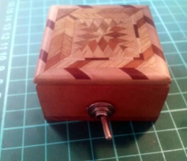 Really Simple Audio Switch (2 Inputs, 1 Output)