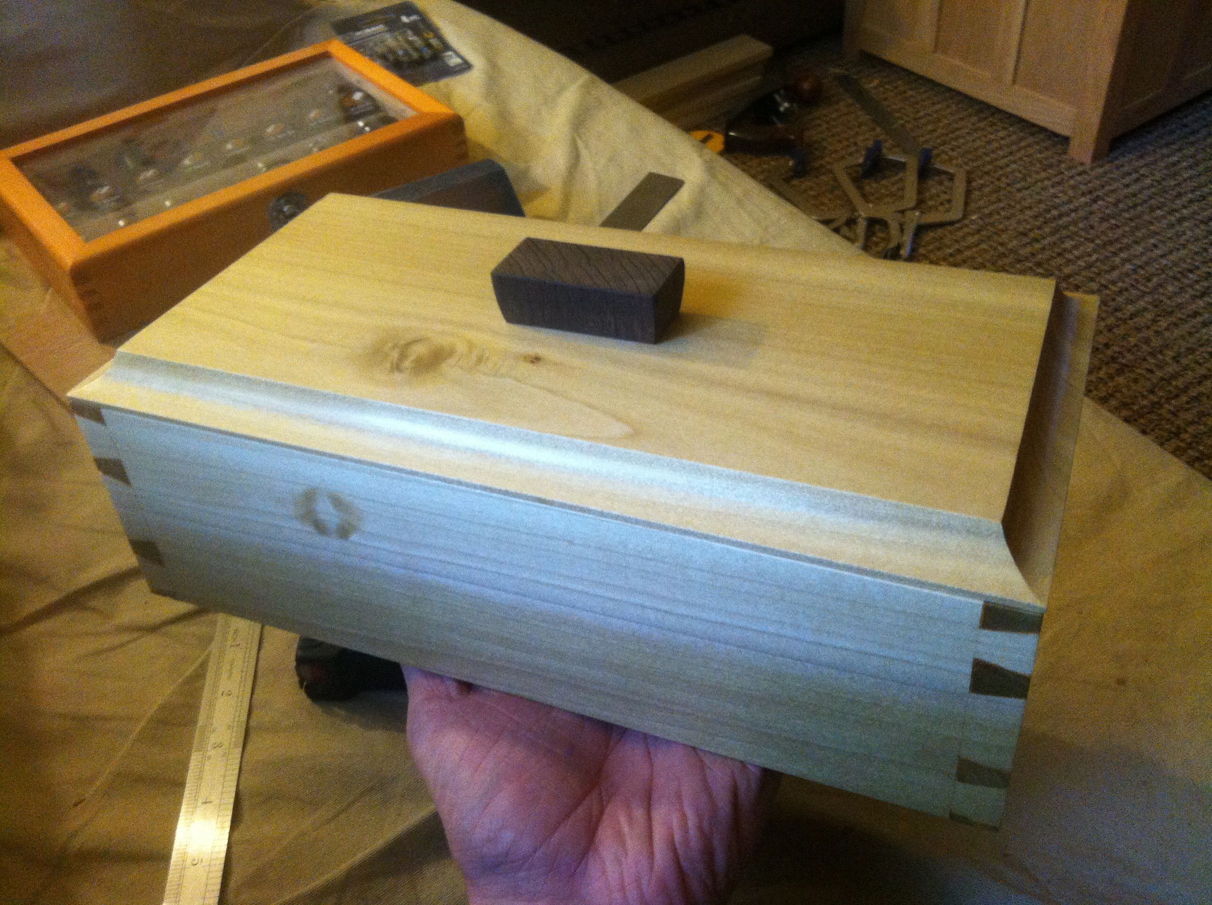 Tenon Style Knob