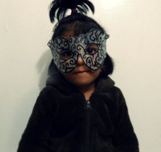 Masquerade Mask With Hot Glue 