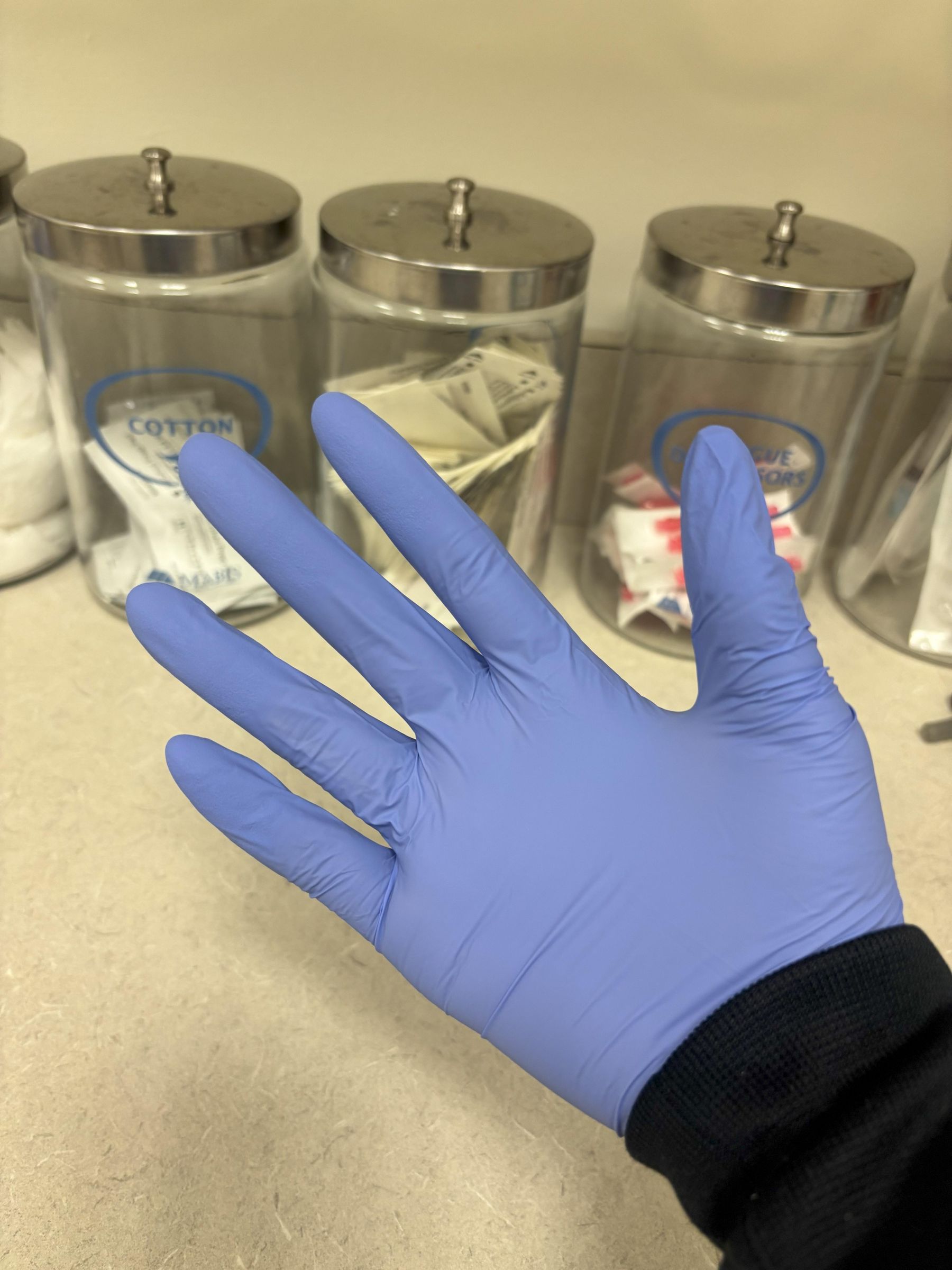 Administering an IM (intramuscular) Injection : 9 Steps - Instructables