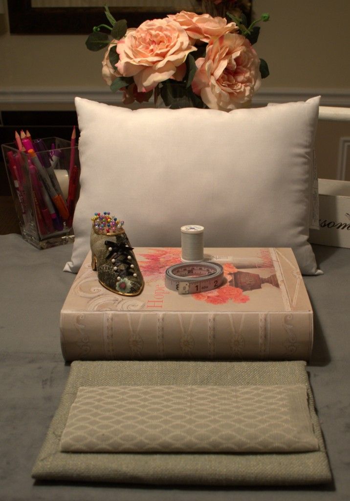 DIY Envelope Throw Pillow Cover