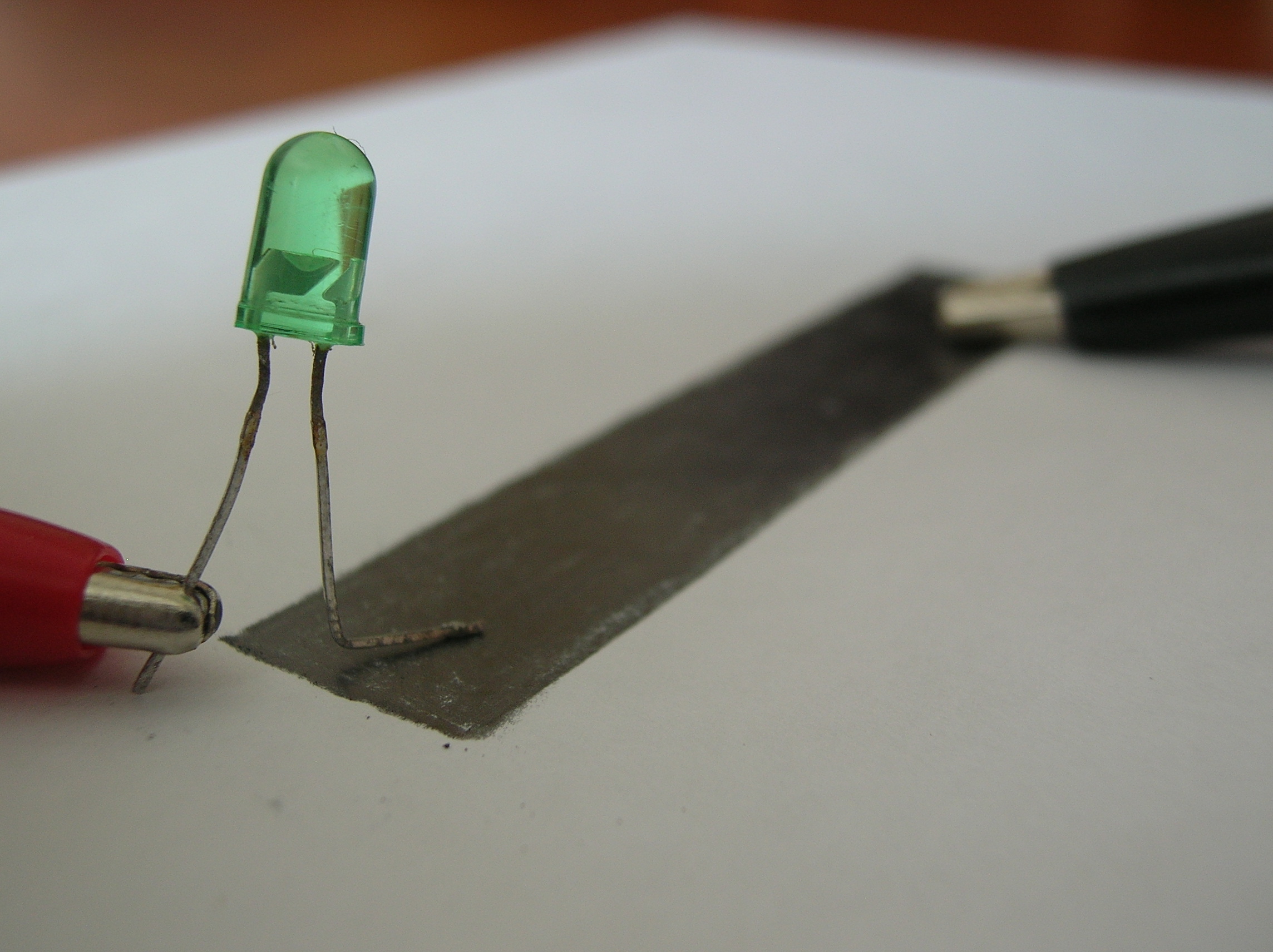 Make a Pencil's Lead Potentiometer (Experimentations)