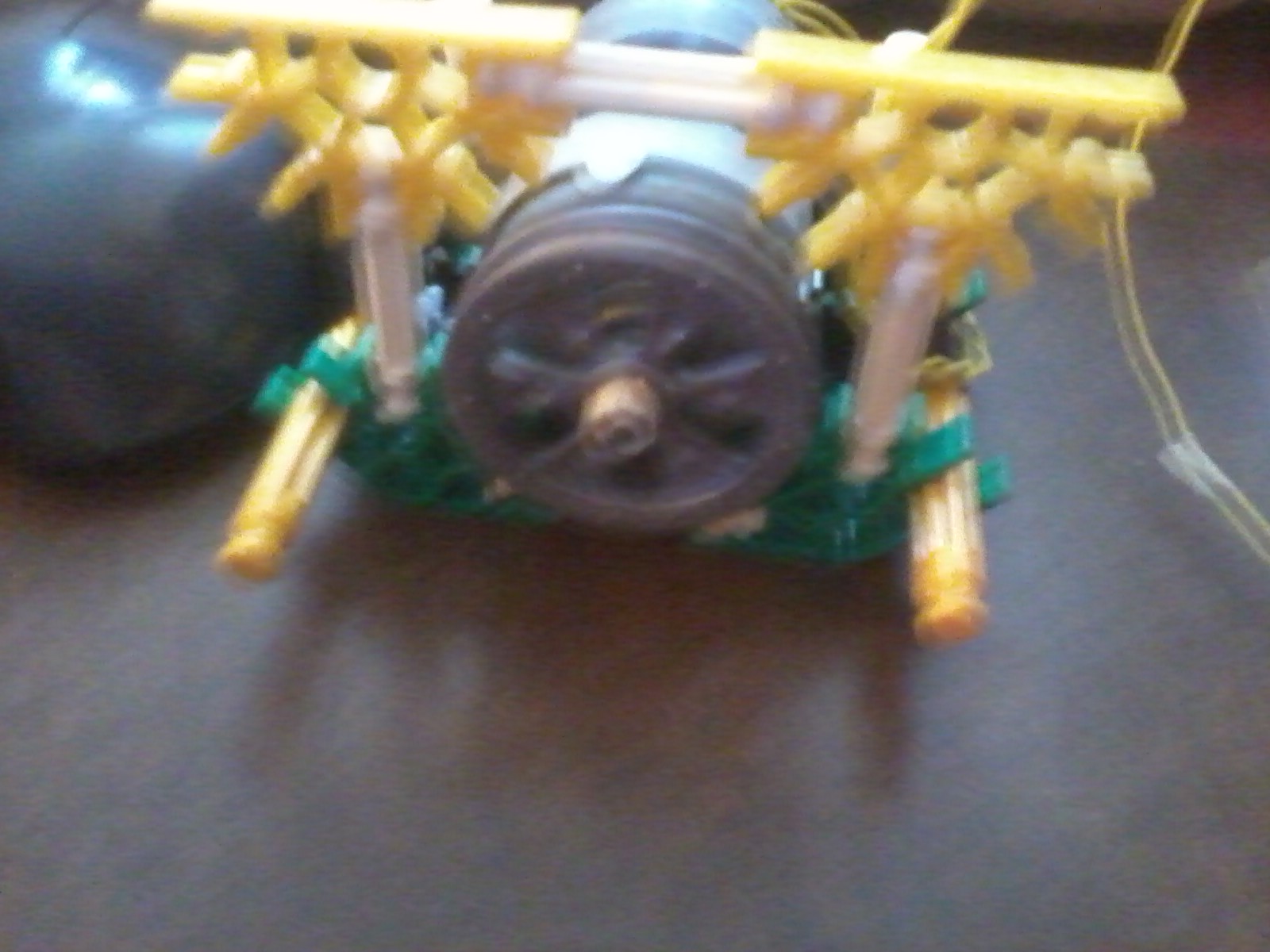 Build Your Own K'nex Motor 5 Steps Instructables
