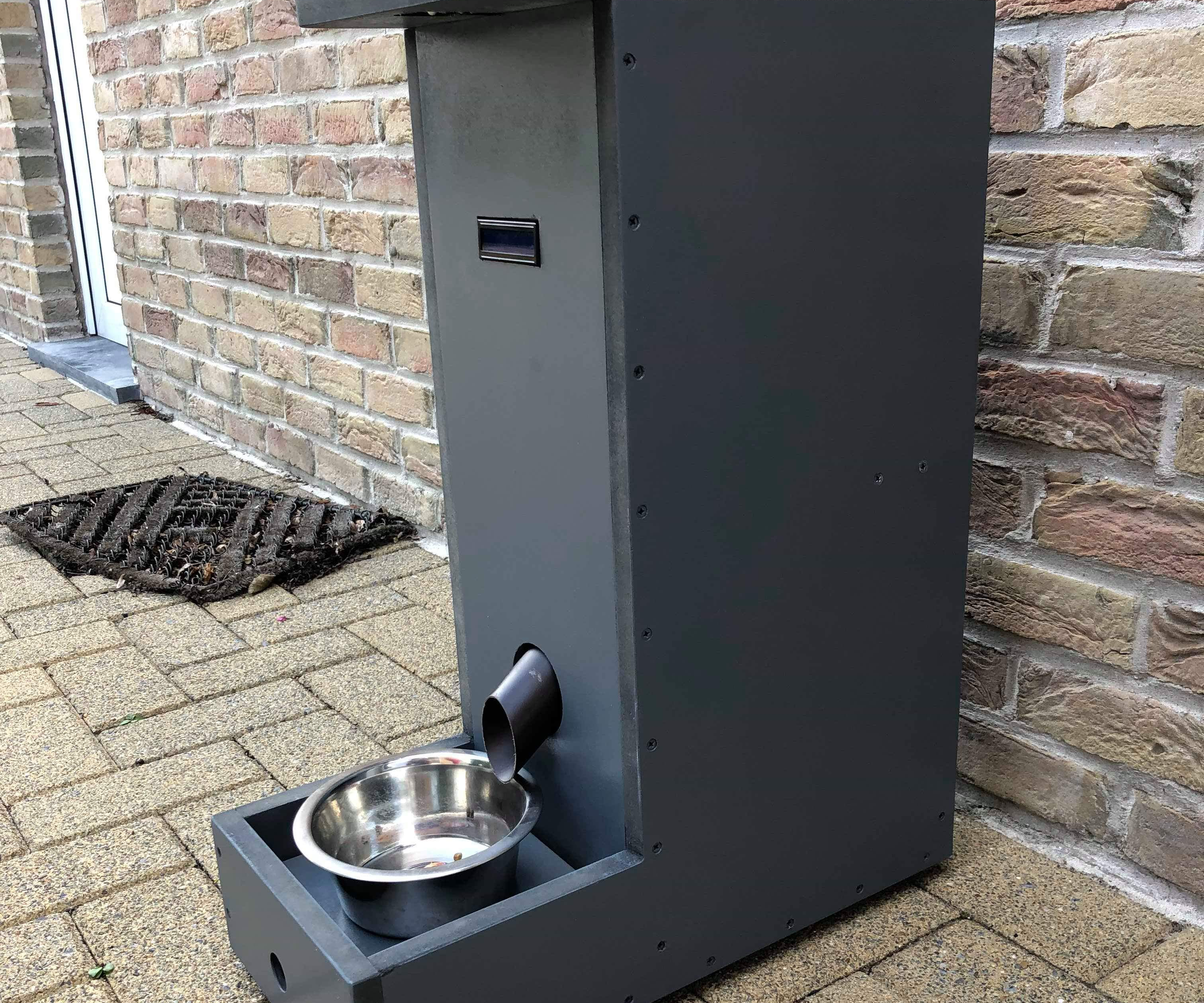 Automatic Dog Dispenser