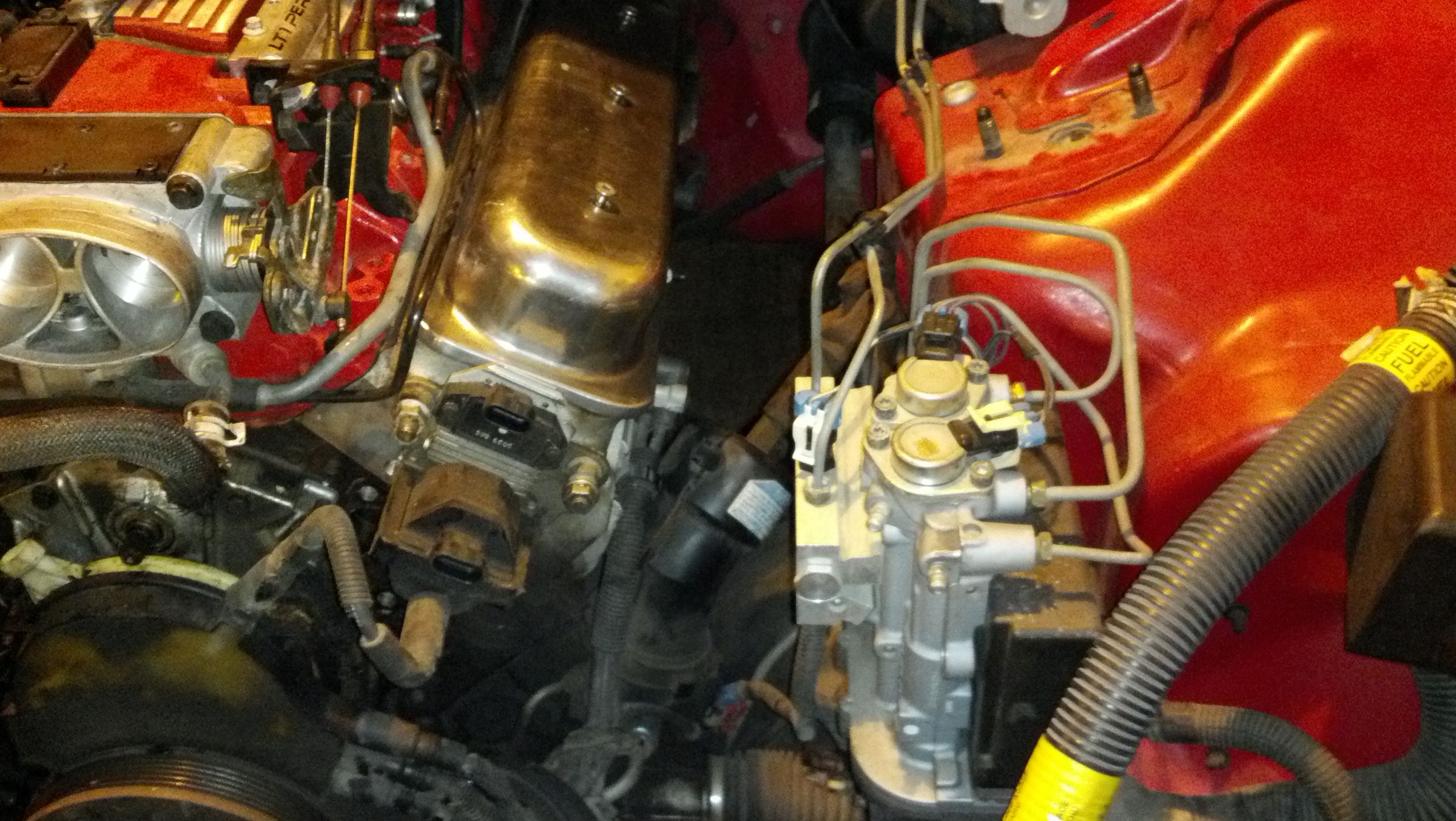 How to Remove the Engine From a '96 Camaro : 10 Steps (with Pictures ...