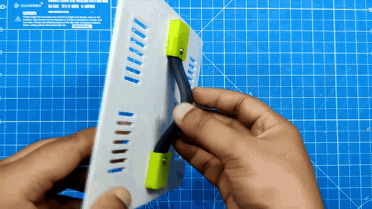 Handle Assembly With Top Cover