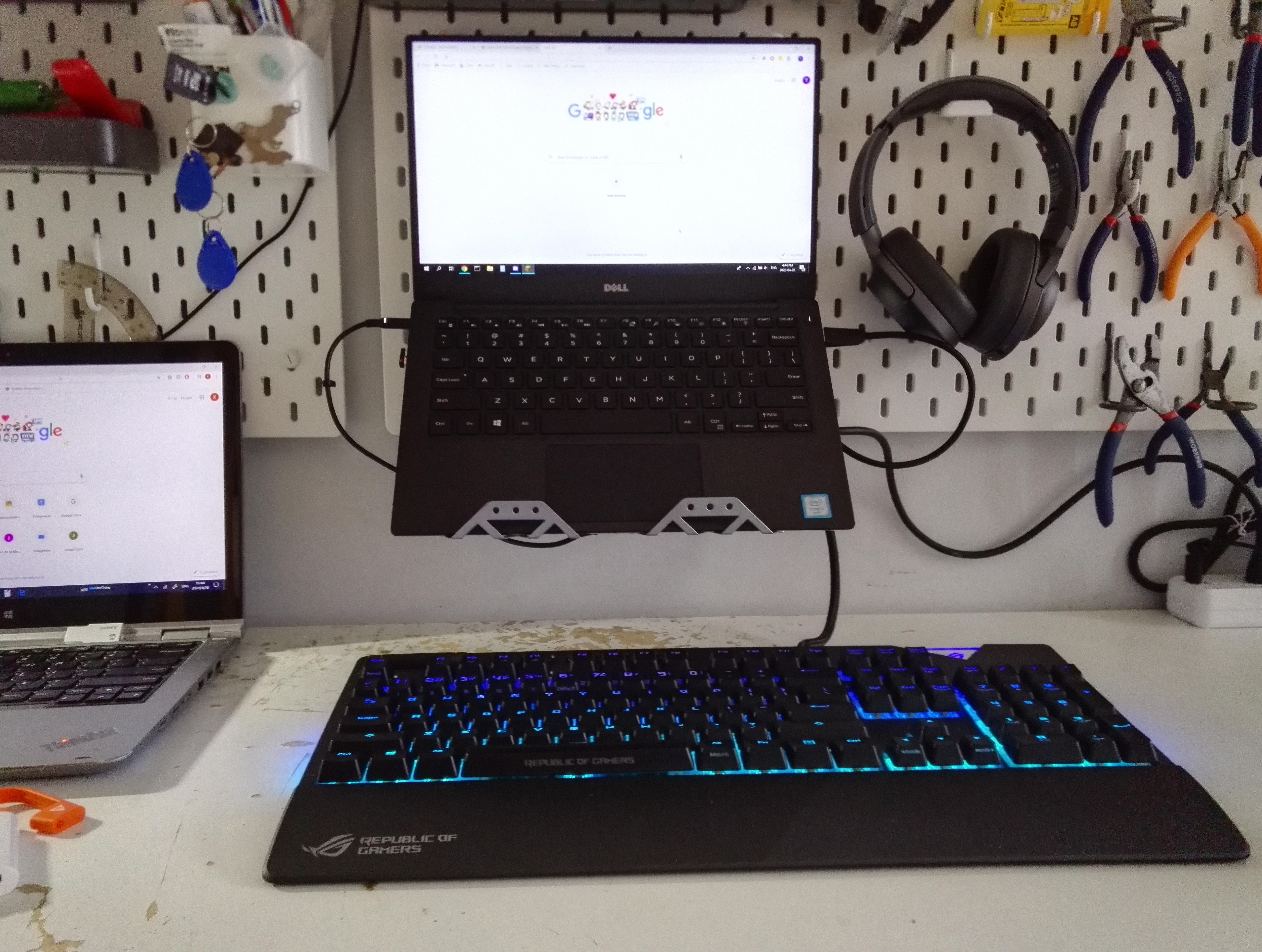 Mecano Laptop Rack Mount/Desk Stand (2 in 1) 4 Steps Instructables