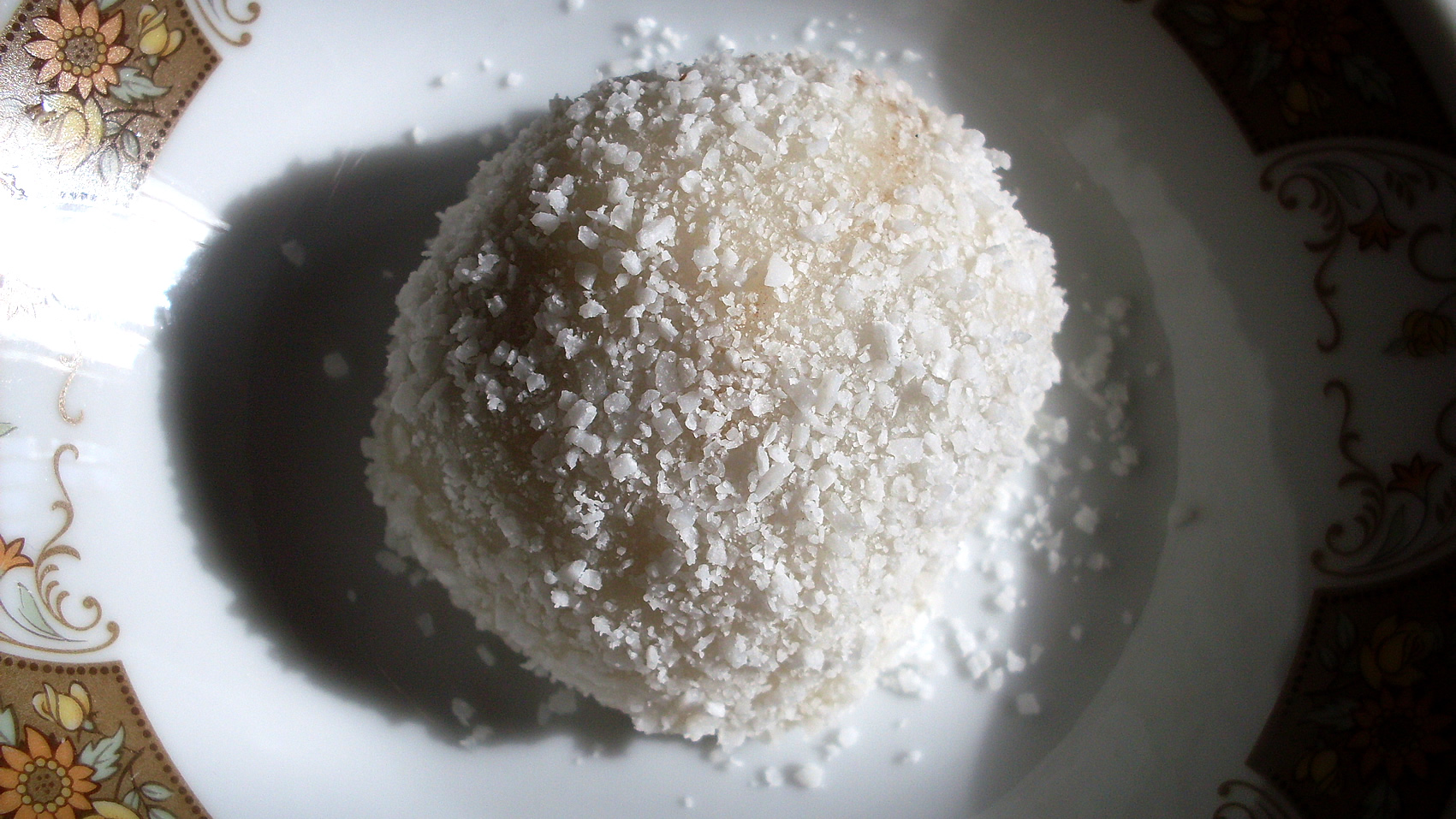 Onde Onde (Malaysian Coconut Balls)