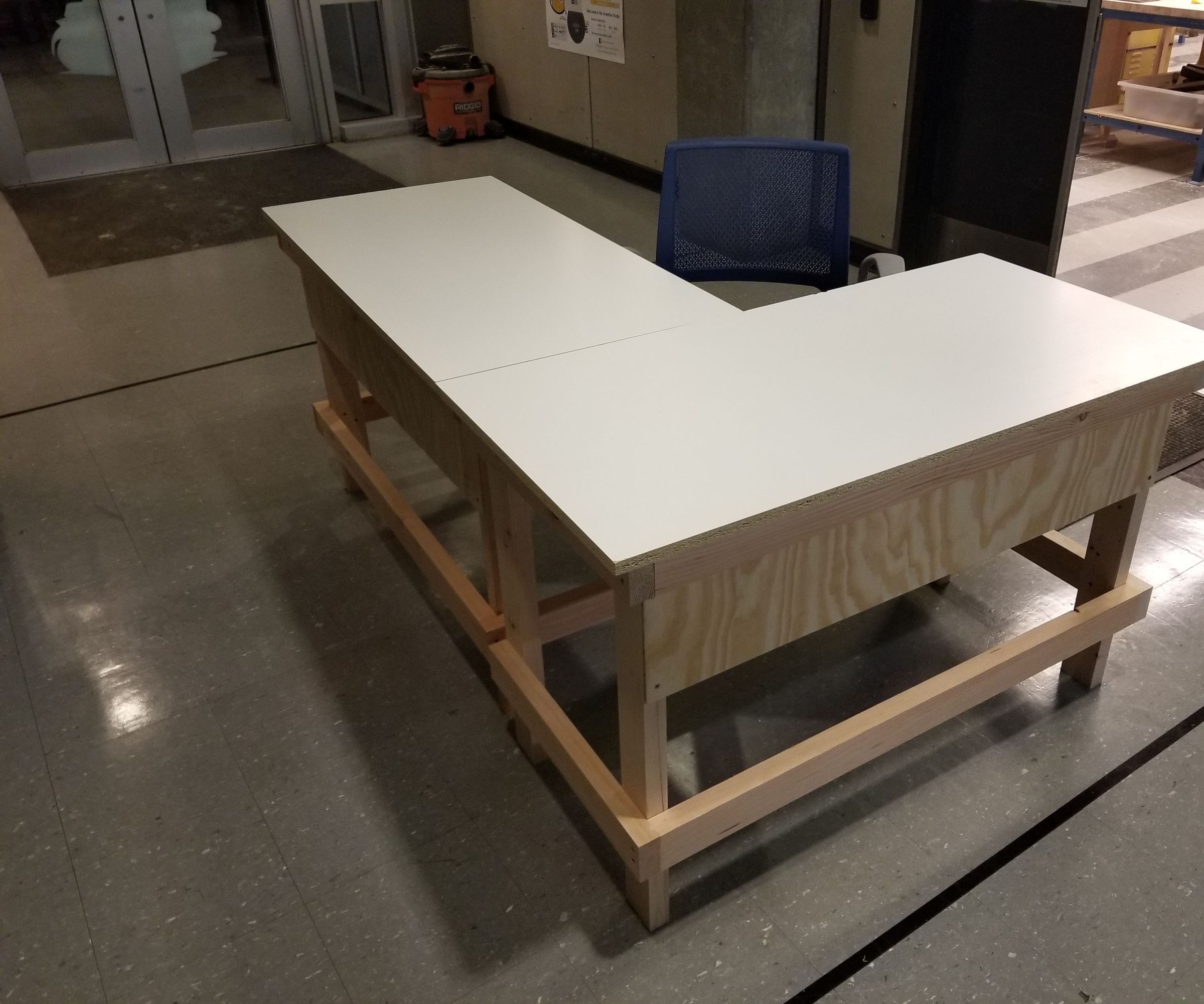 Cheap and Easy DIY Dorm/apartment Furniture