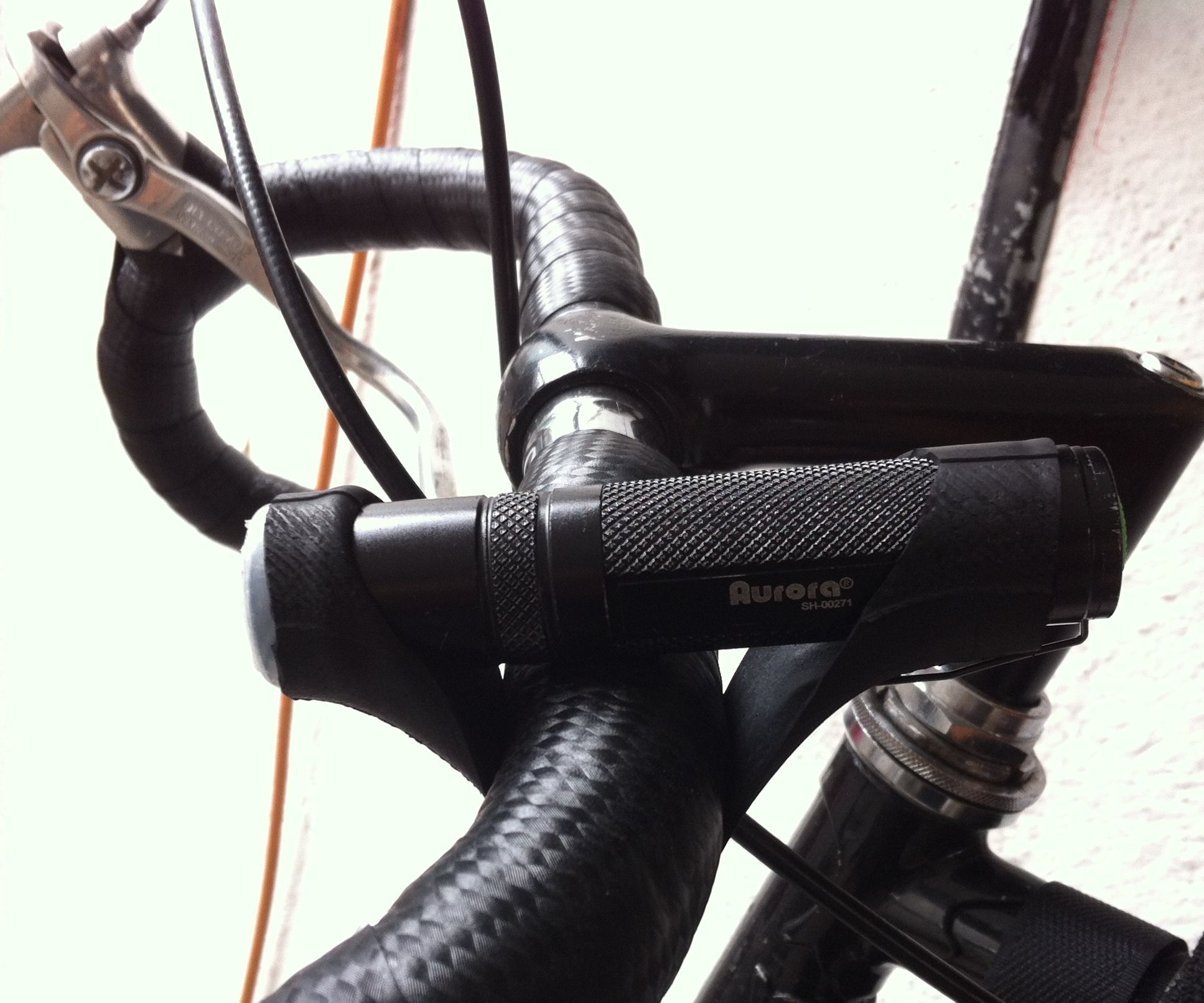 Simple Handlebar Mount for EDC Light