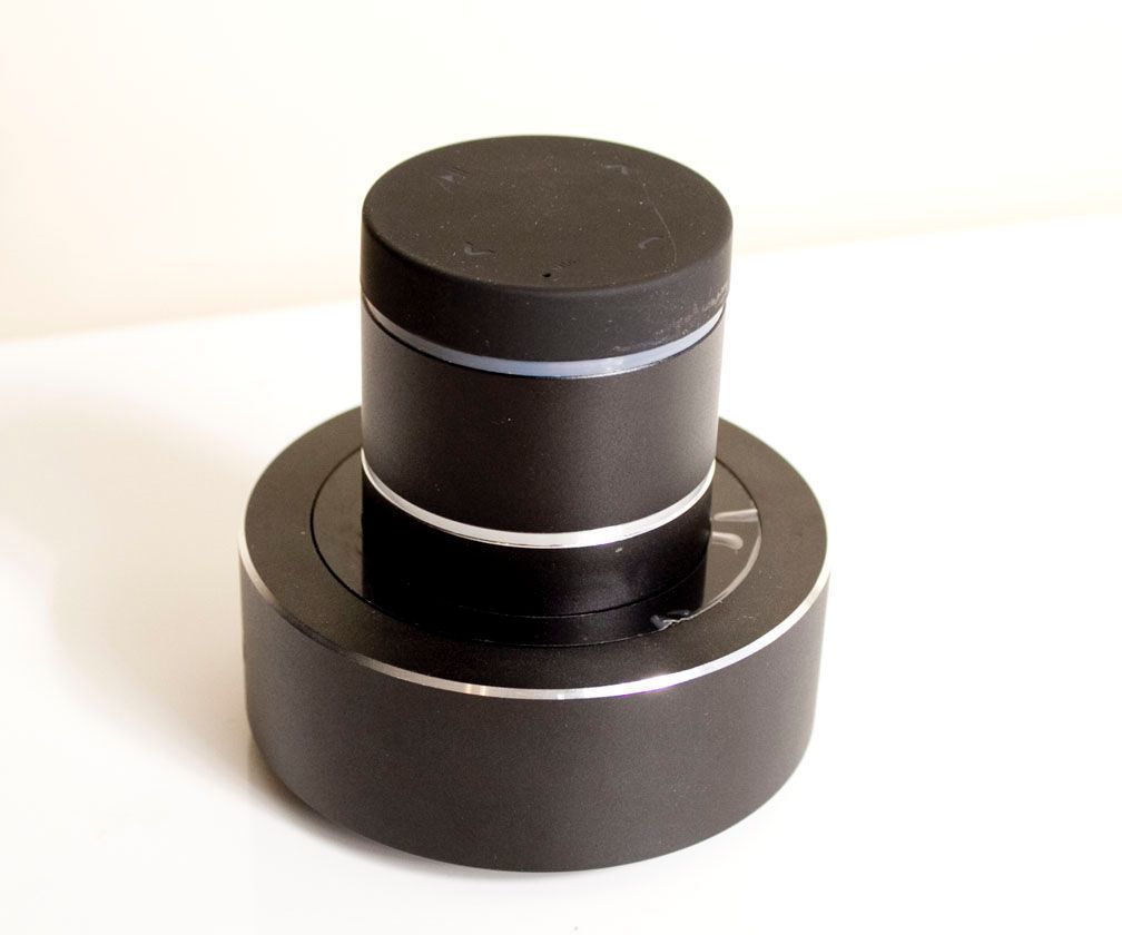 FoxRox Bluetooth Vibration Speaker and 3.5mm Aux Cable