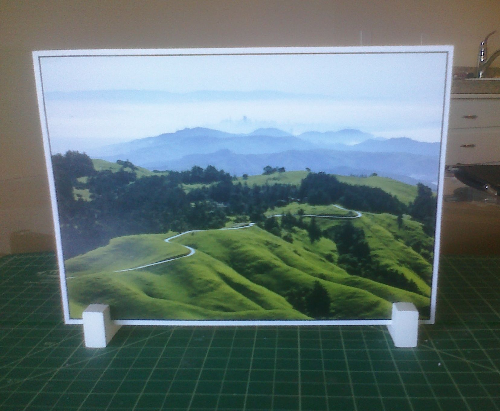 30 Second Photo/Postcard Display Stand