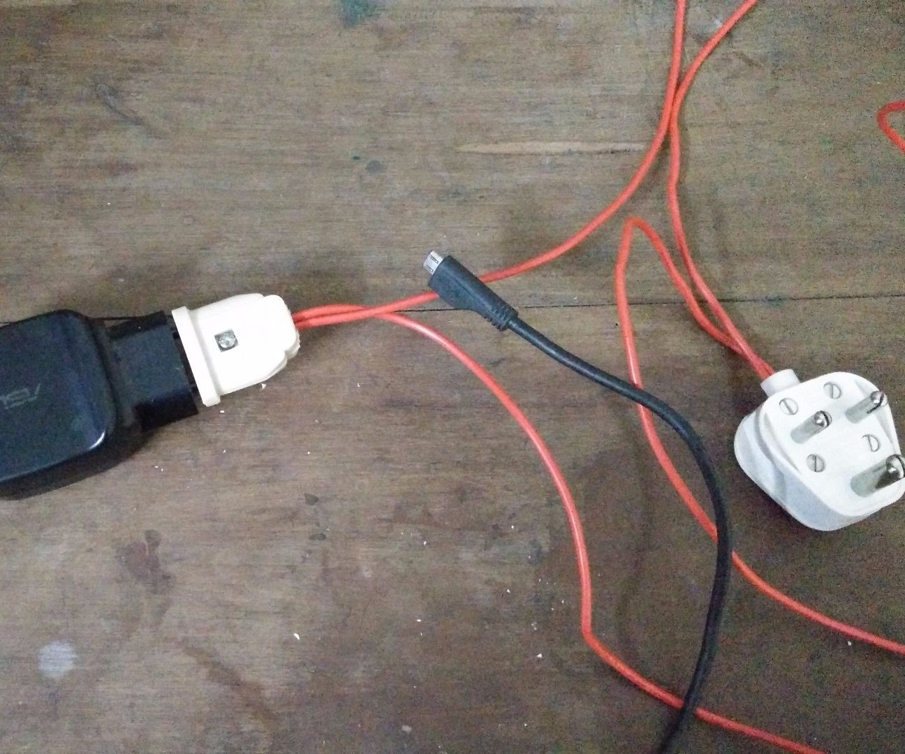 Charger HACK - make smartphone chargers the best!