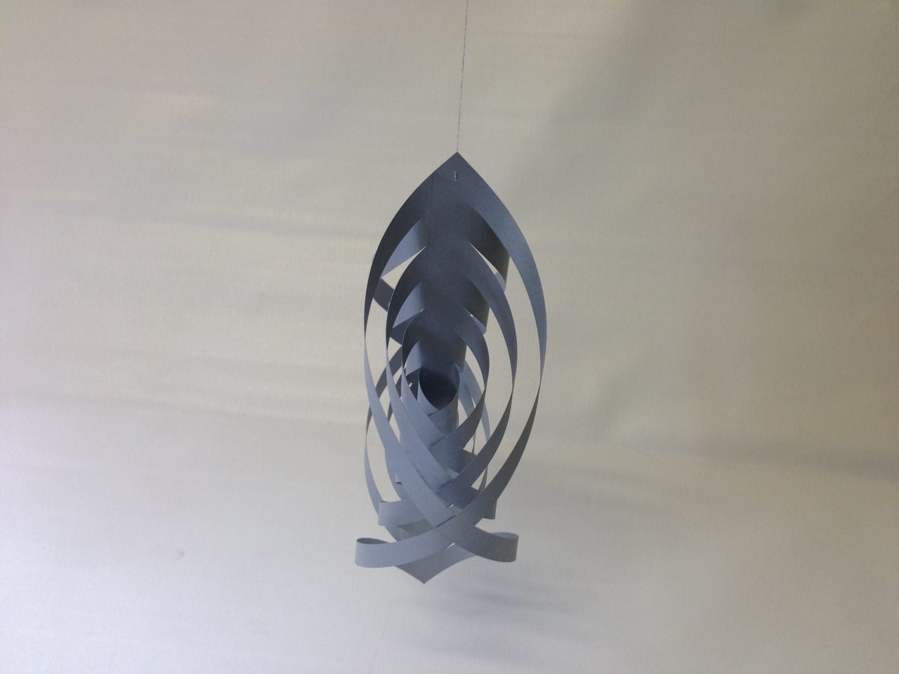 Simple Spiral Hanging Decoration : 5 Steps (with Pictures) - Instructables