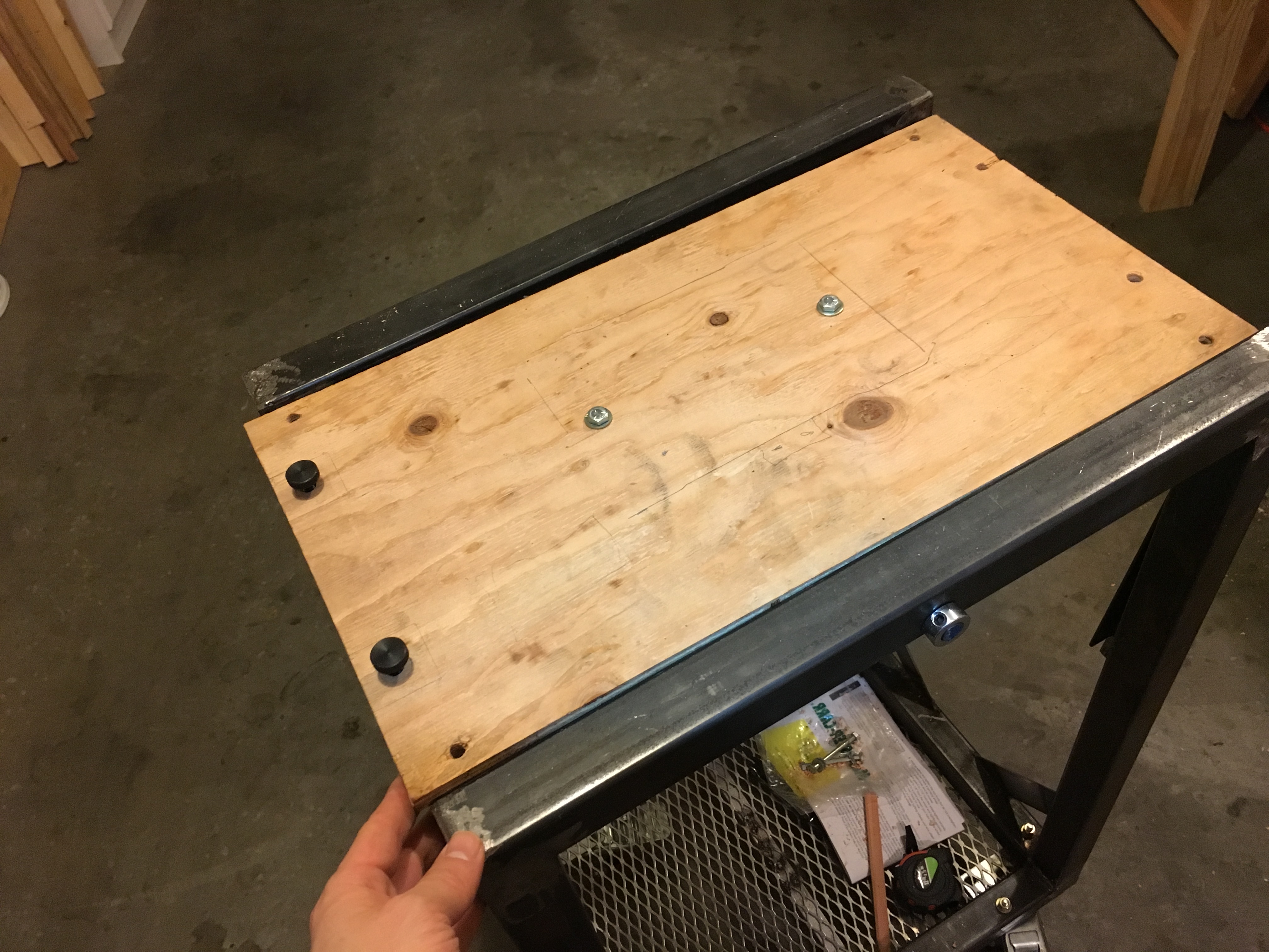 Metal Rotating Tool Stand 6 Steps (with Pictures) Instructables