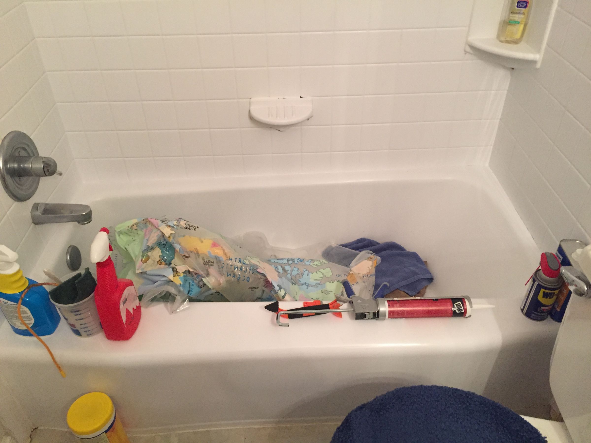 A Filthy Guide to Recaulking Your Filthy Bathtub 11 Steps Instructables