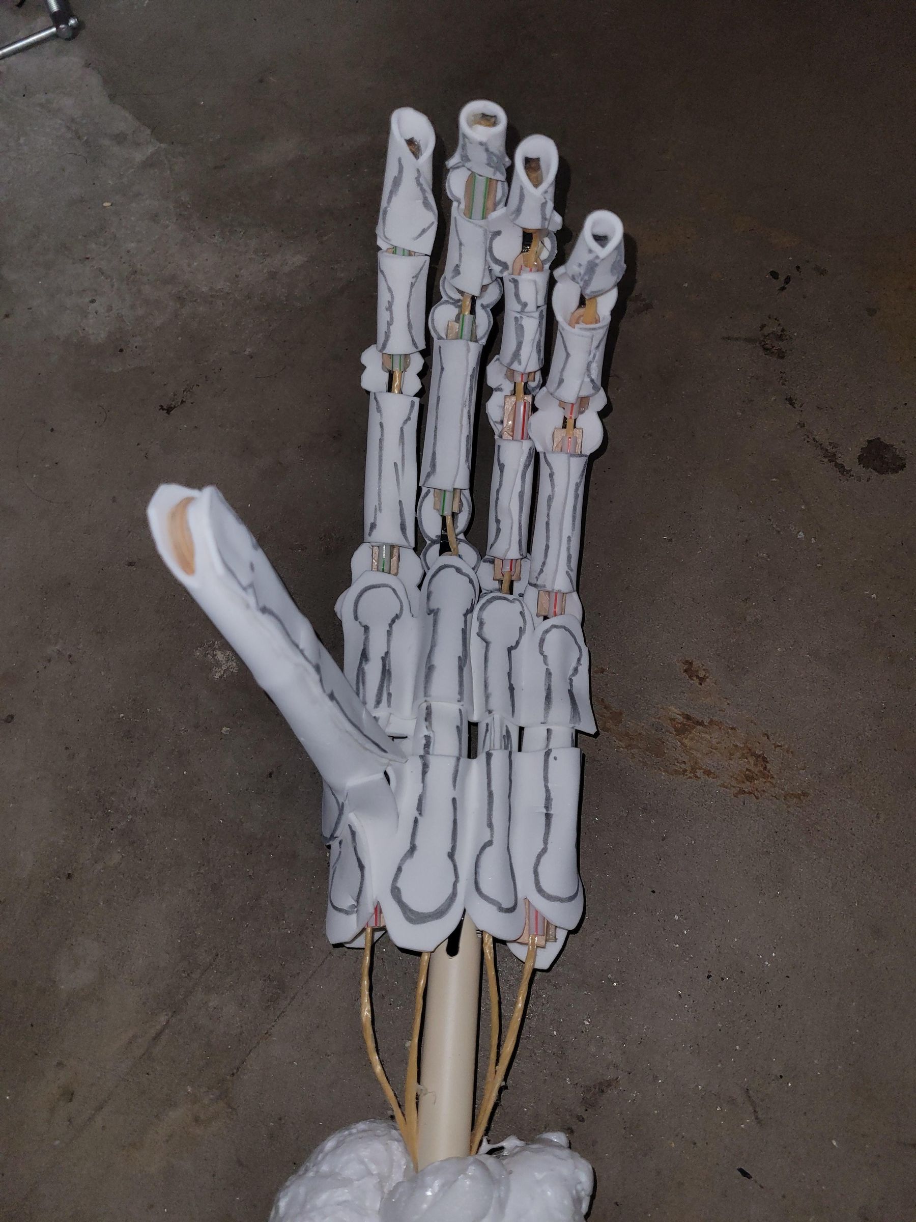 8 Foot Tall Skeleton From PVC, Pool Noodles, and Spray Foam : 8 Steps ...
