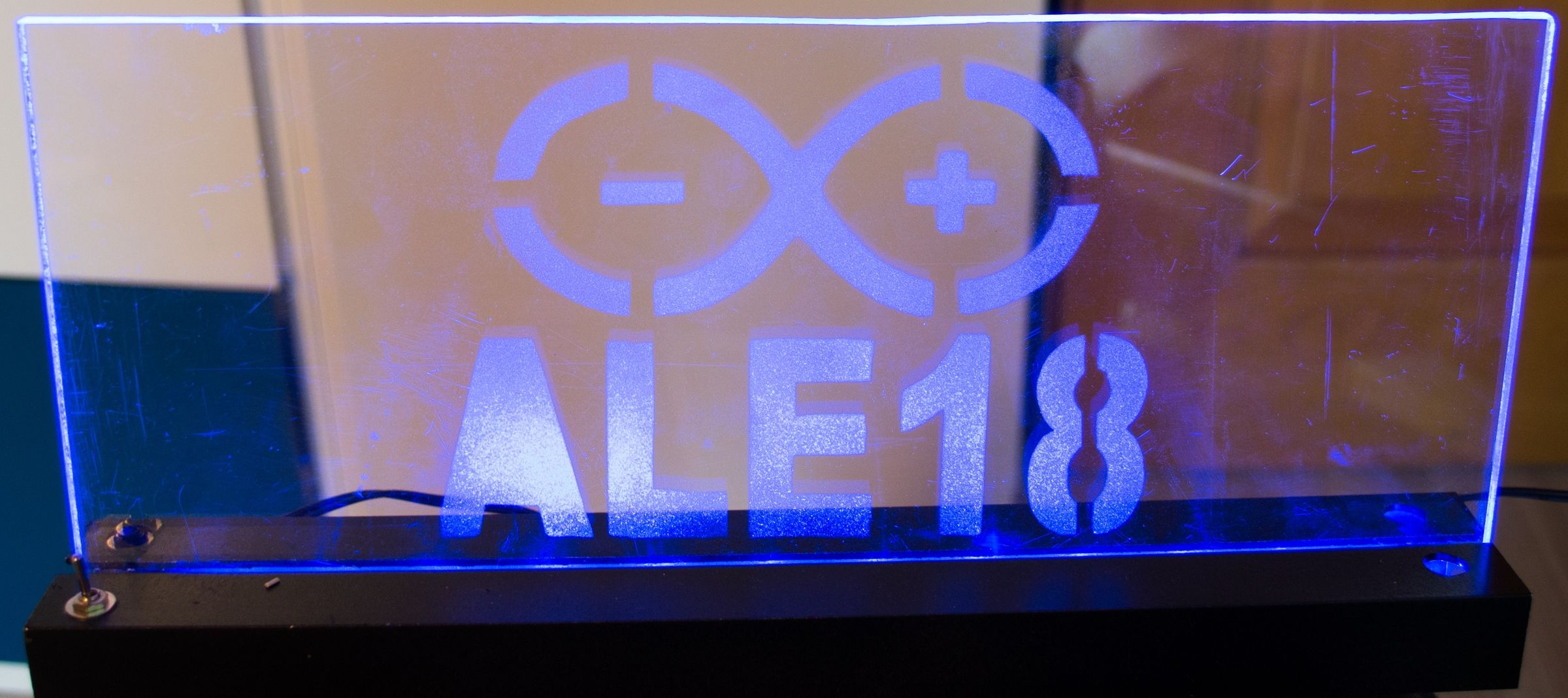 DIY Write on Plexiglass 7 Steps (with Pictures) Instructables