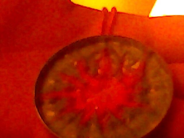 Compact Puffy Paint Necklace... Materials 