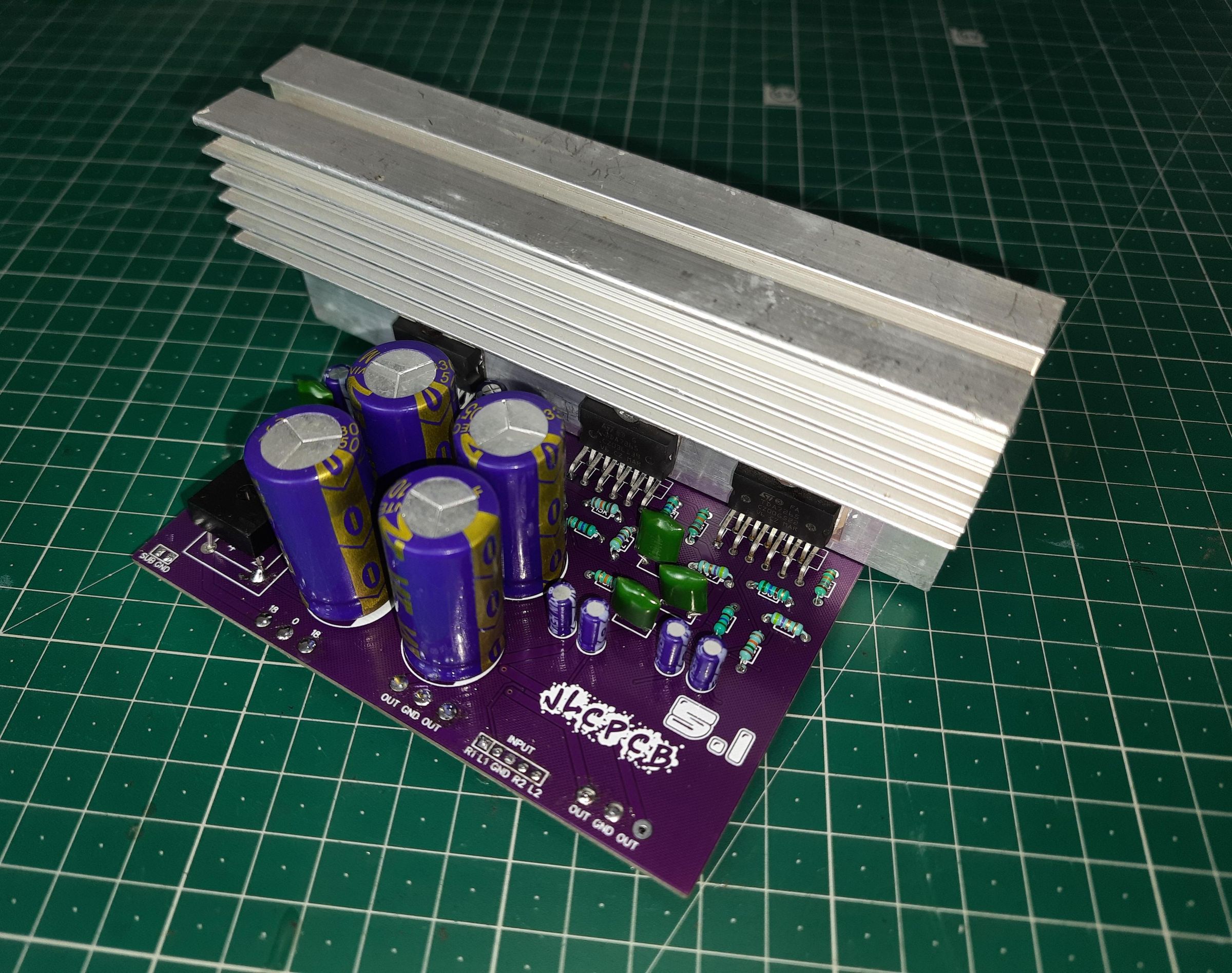 Making a 200watts 5.1 Channel Audio Amplifier