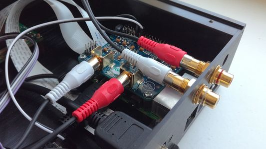 Raspberry Pi Hi-Fi Audio Streamer With Touchscreen Control and Max2Play ...