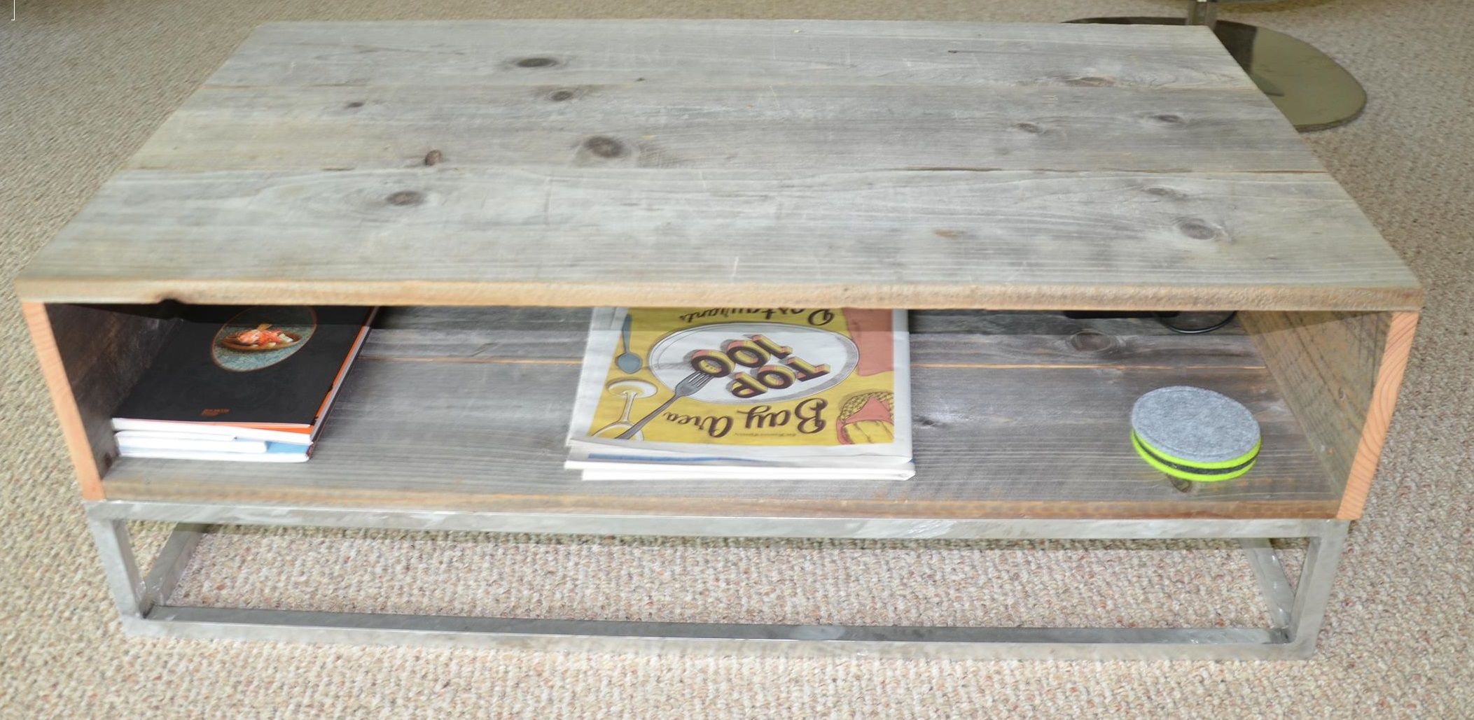 Coffee Table With Reclaimed Wood : 3 Steps (with Pictures) - Instructables