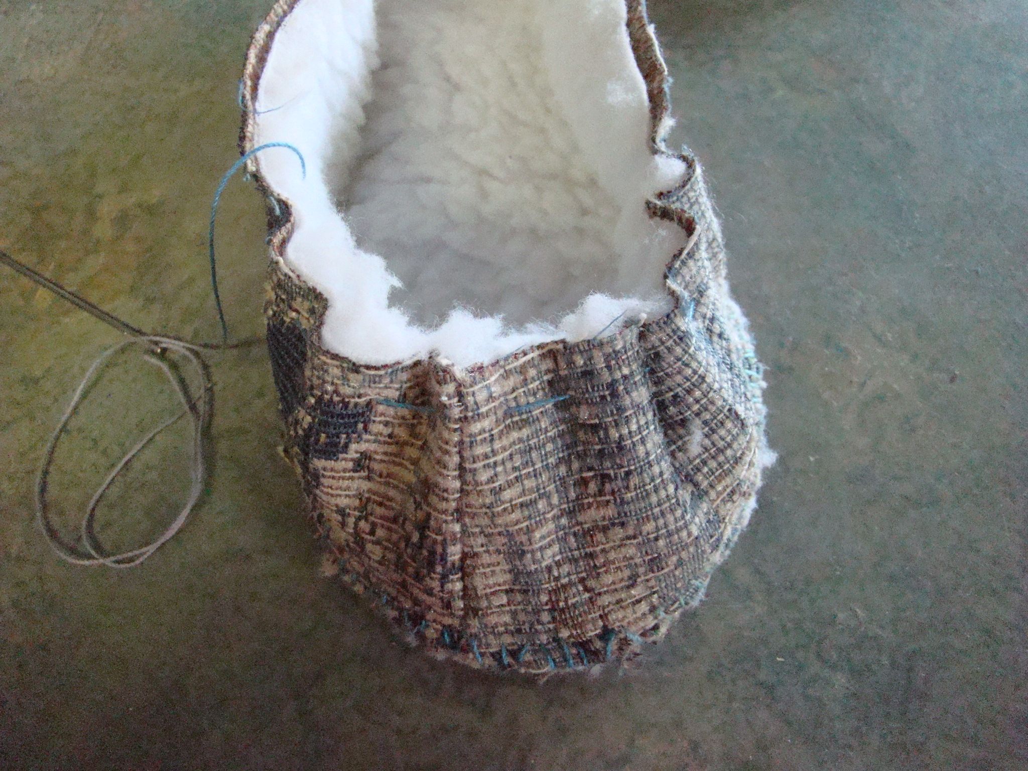 DIY Slippers : 16 Steps (with Pictures) - Instructables