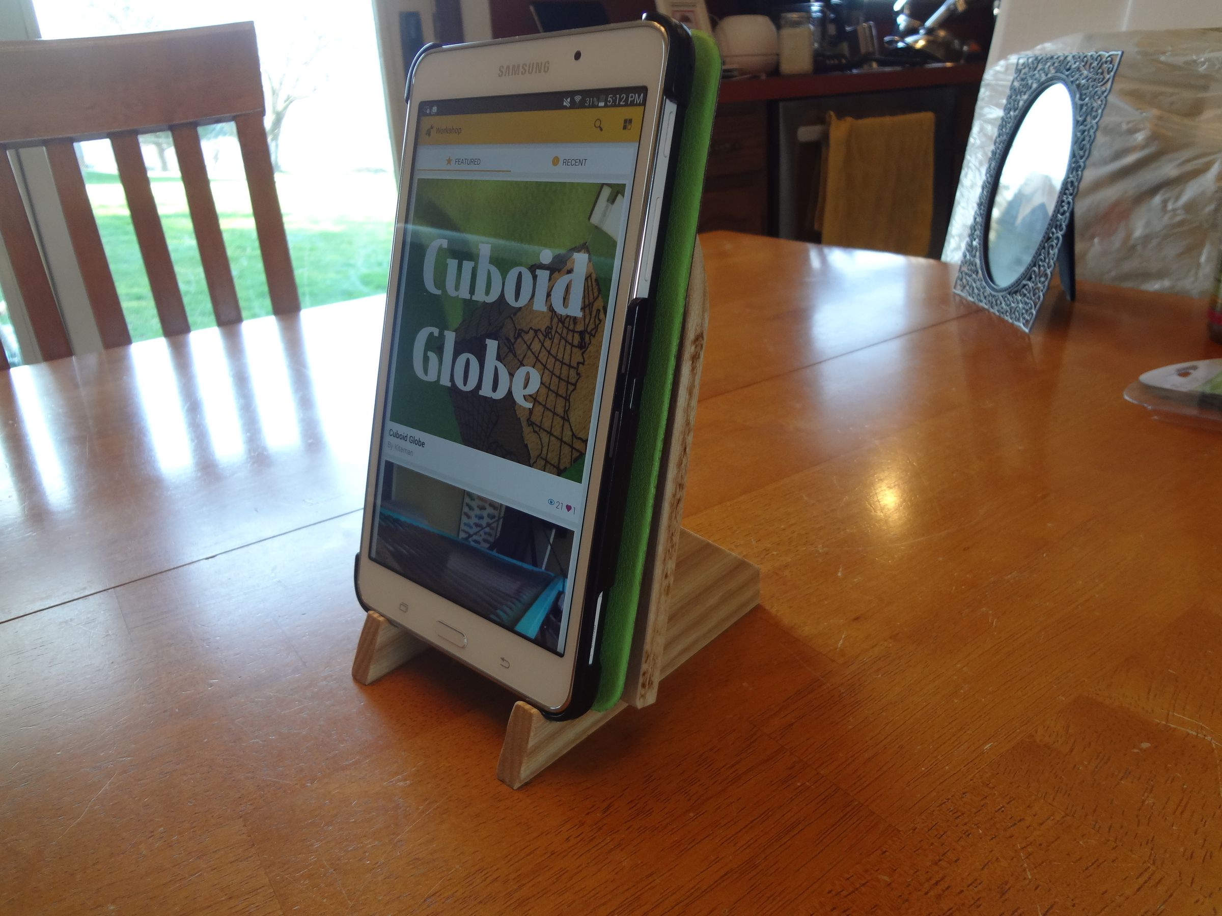 Flat Pack Tablet Stand
